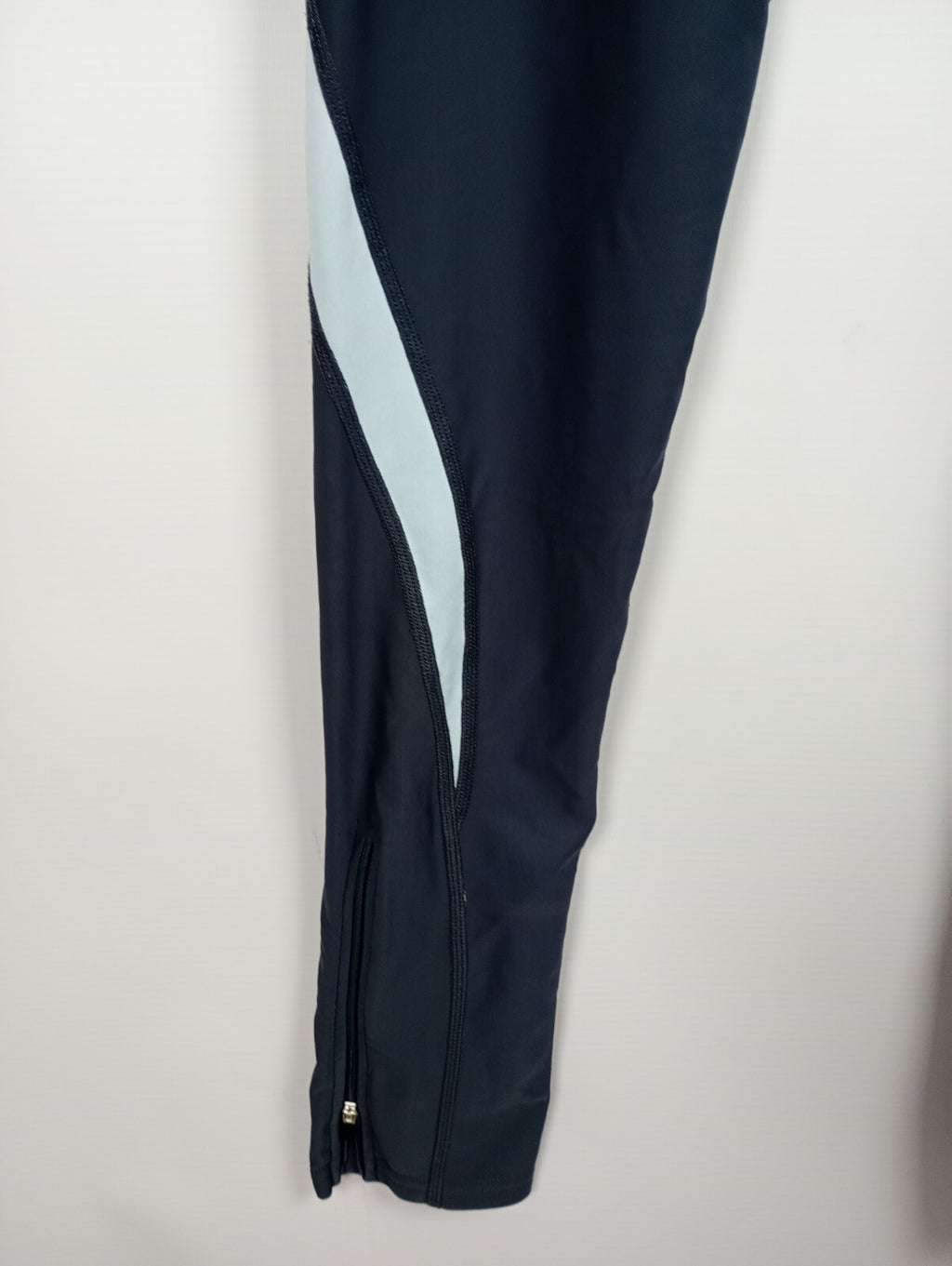 EK3570 Damen Sportleggings von asics, grau/blau, Gr. 388