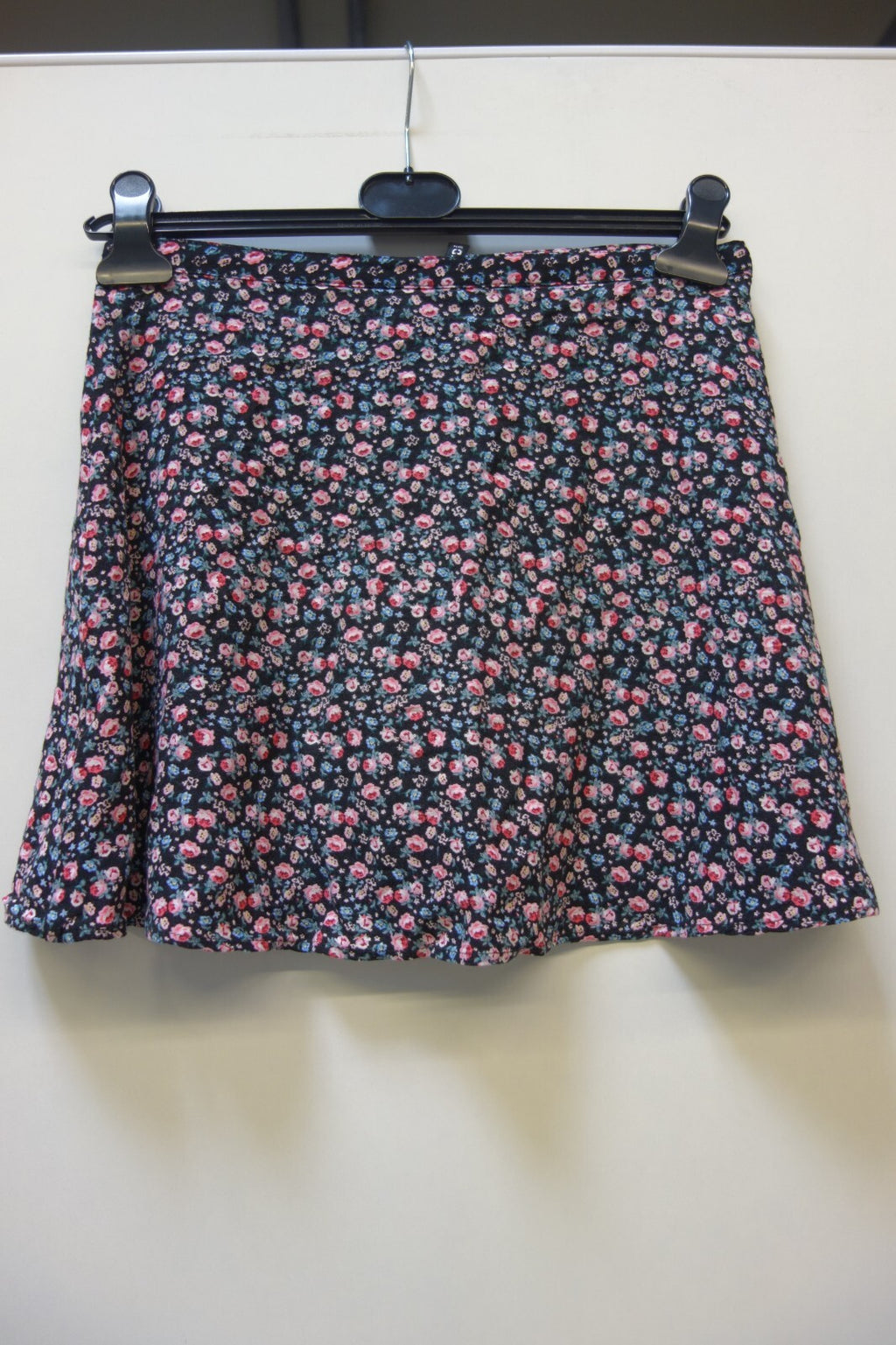 EK3467 Damen blumiger Zweiteiler von H&M, Größe 389
