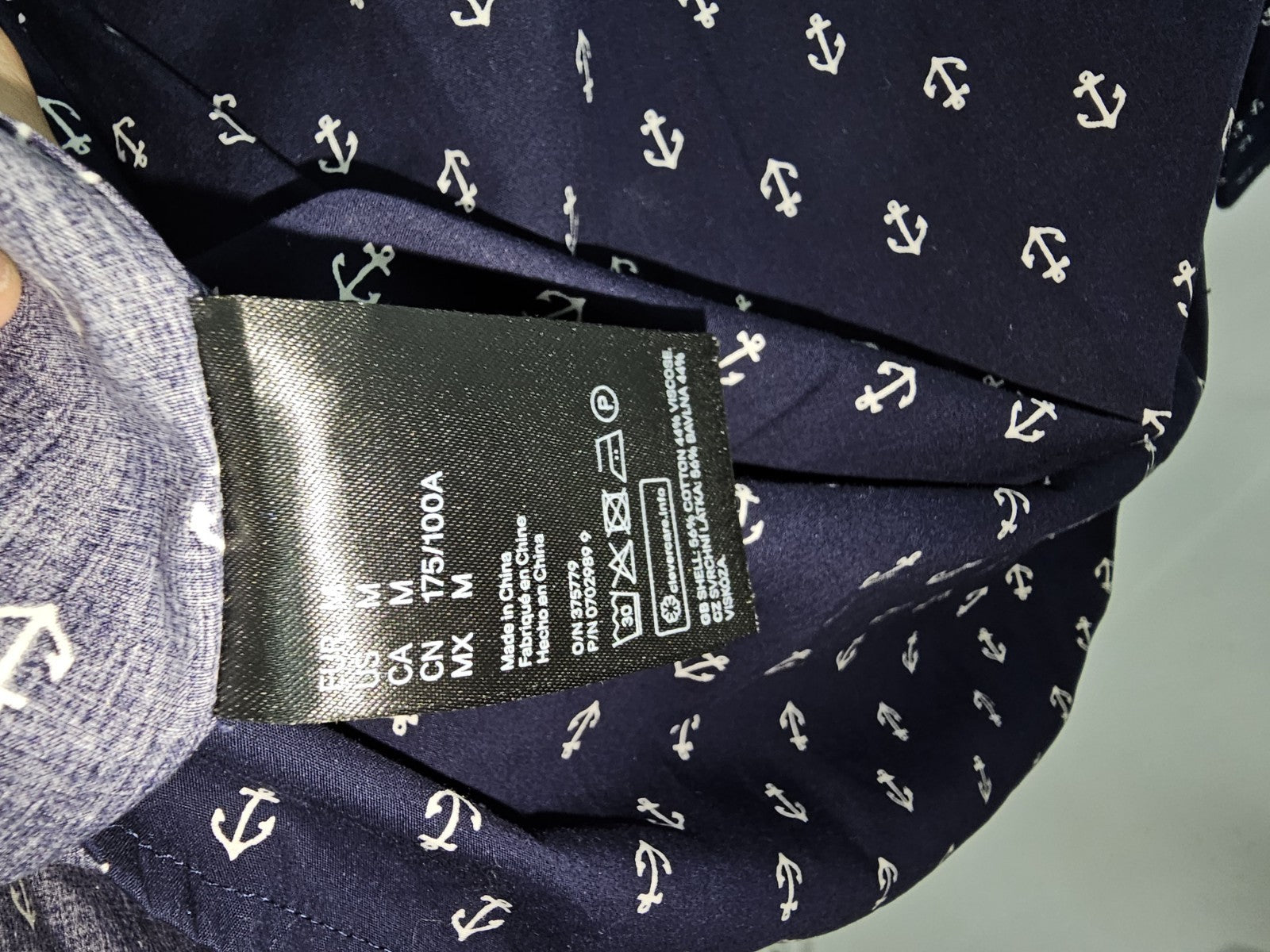 EK8358 Herren Hemd von H&M, Dunkelblau, Gr. M5