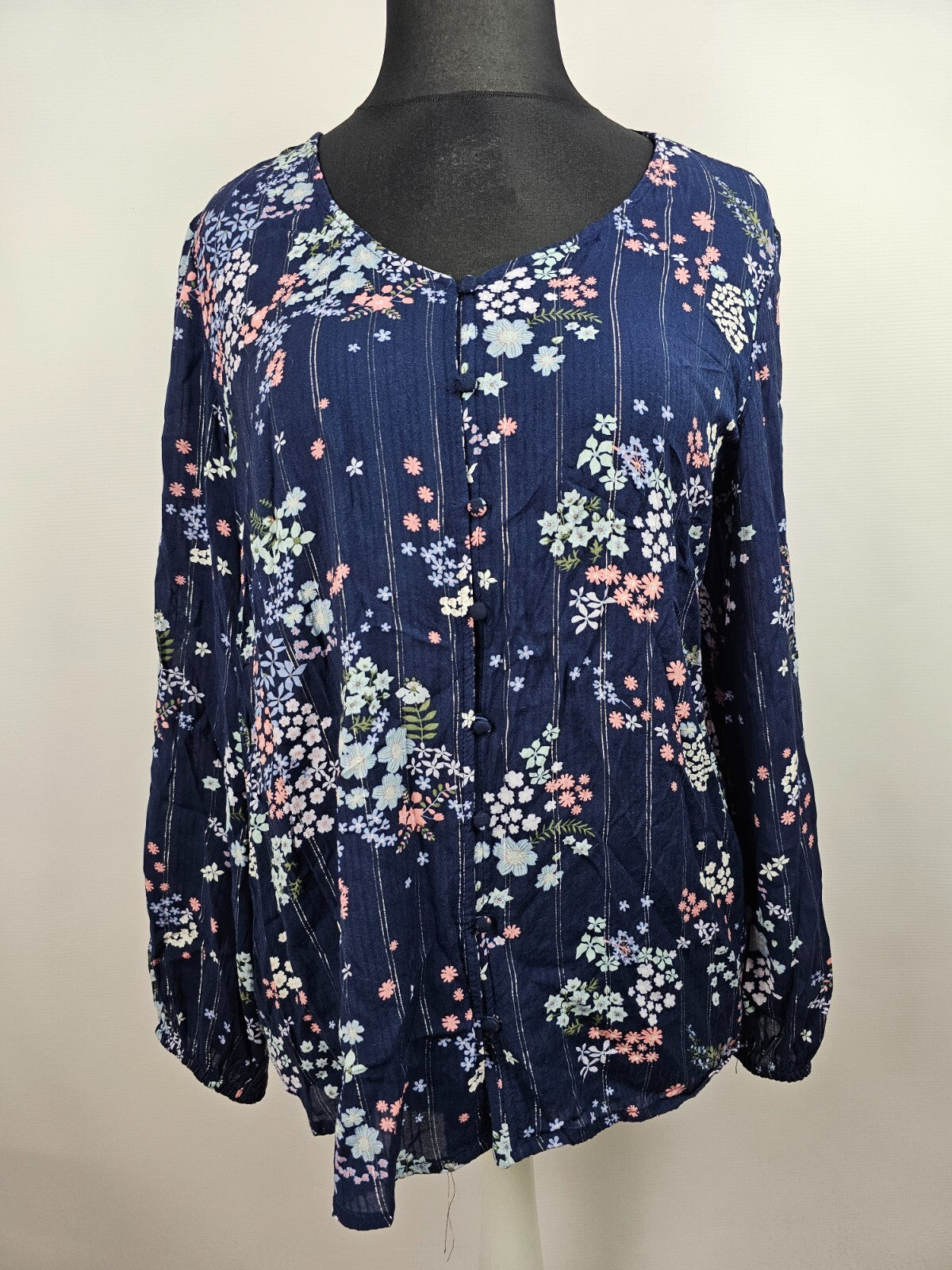 EK5442 Damen Bluse von Gina, blau mit Blumen, Gr. 460