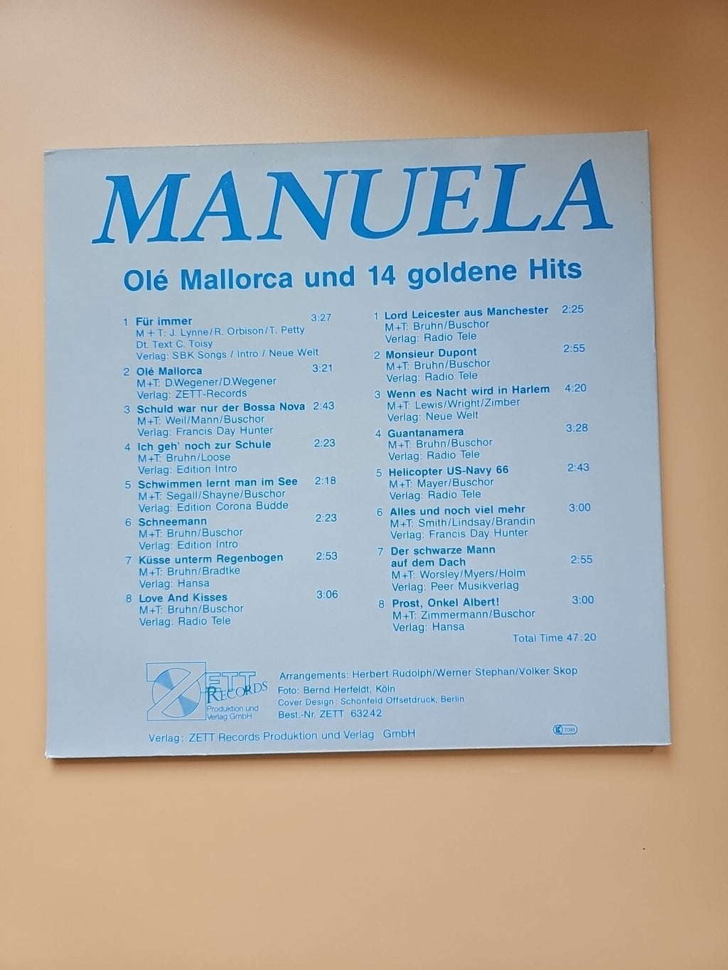 MANUELA  Ole Mallorca und 14 goldene Hits  ZETT RECORDS  Vinyl-LP 12"  2561