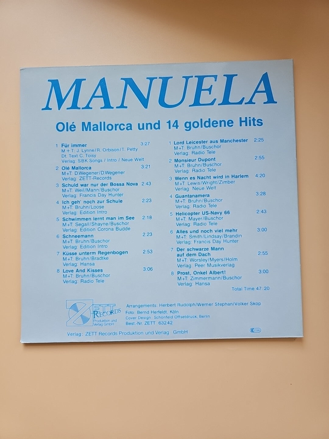 MANUELA  Ole Mallorca und 14 goldene Hits  ZETT RECORDS  Vinyl-LP 12"  2561