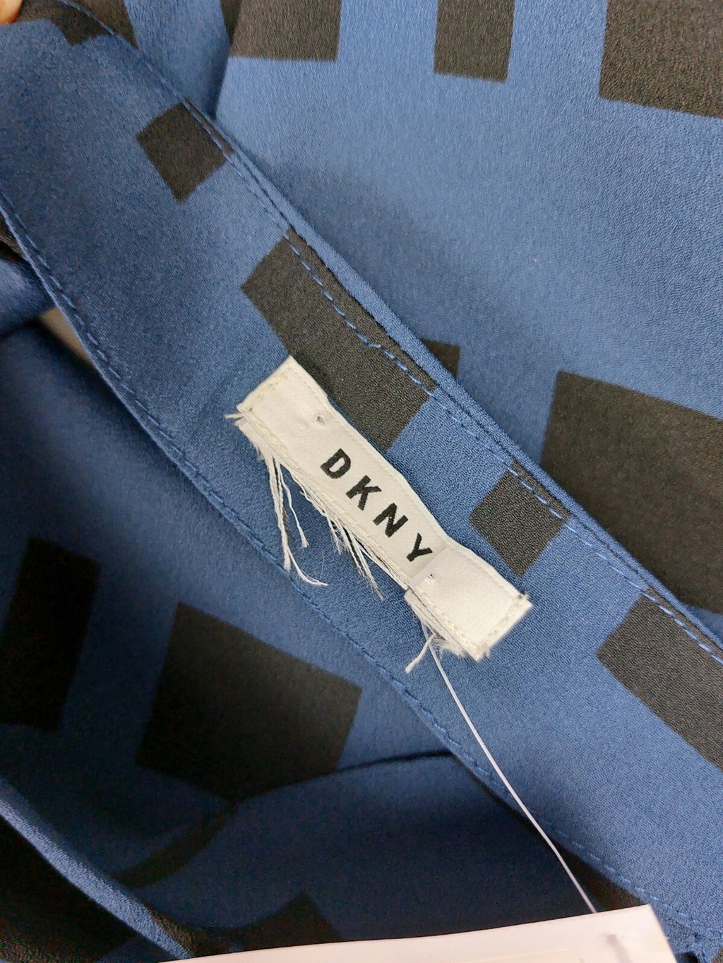 EK2894 Damen Bluse von DKNY, blau/schwarz, Gr. M7