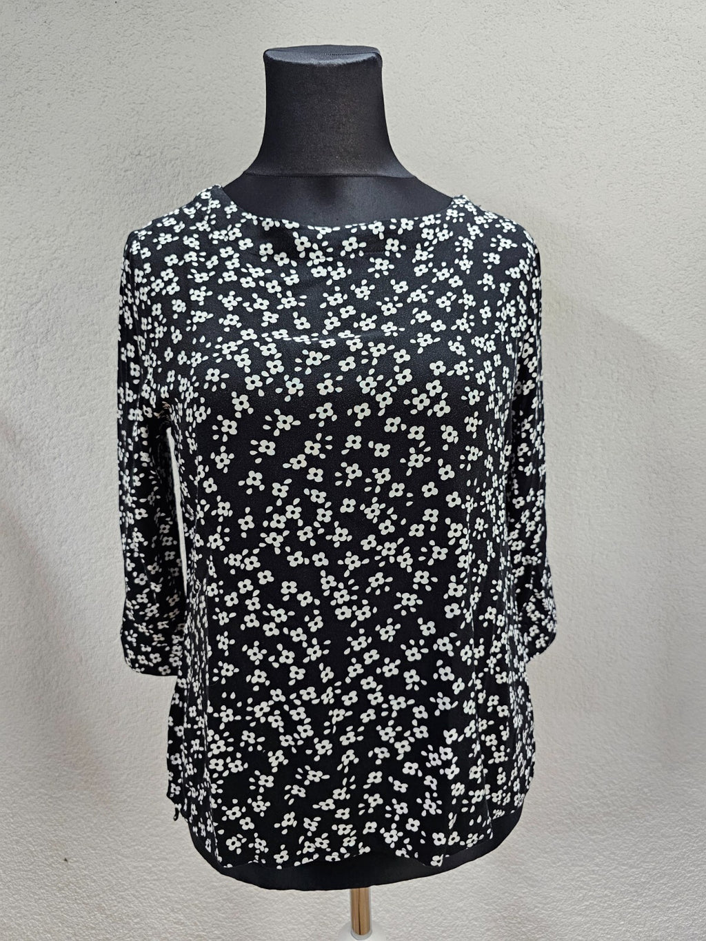 EK5961 Damen Bluse von Bexleys, schwarz, weiße Blumen, Gr. 420