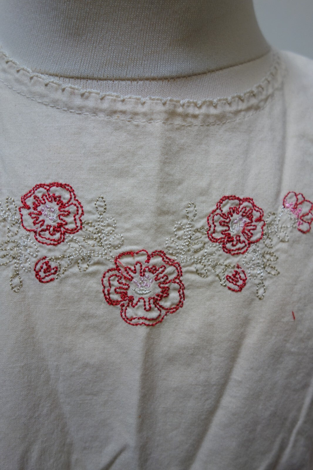 EK3656 Mädchen Kleid von H&M, beige, Gr. 1222