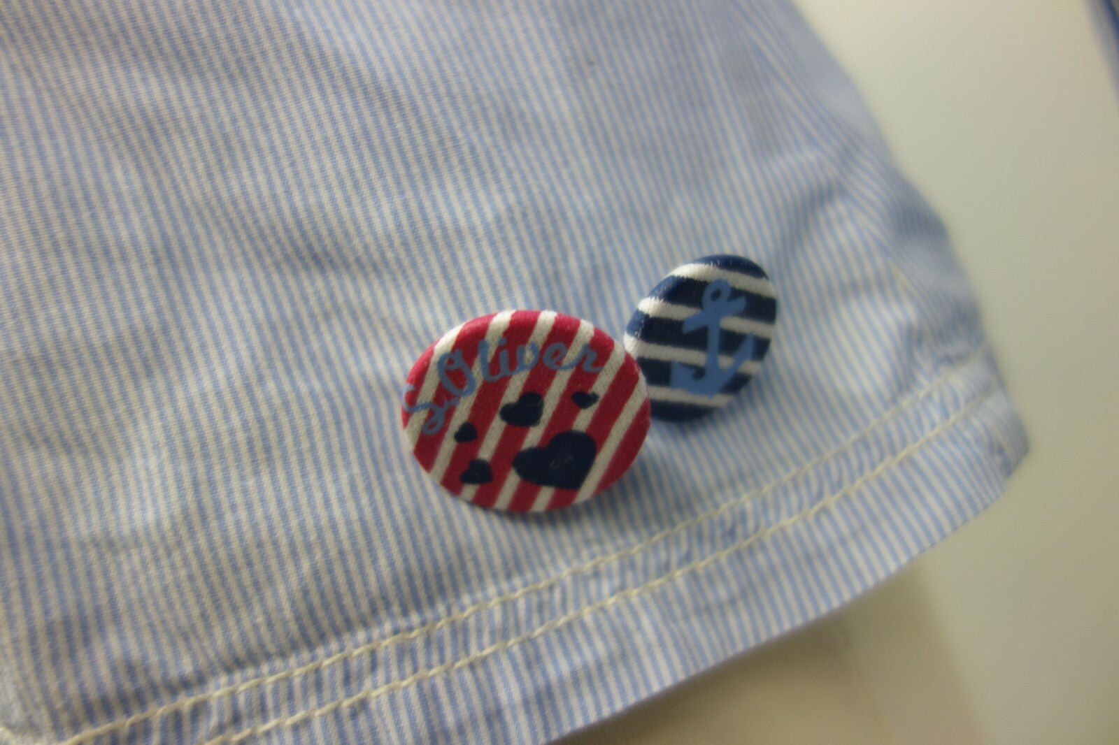 EK0748 Jungen Hemd von s.Oliver, blau-weiß gestreift, Gr. 104/1102