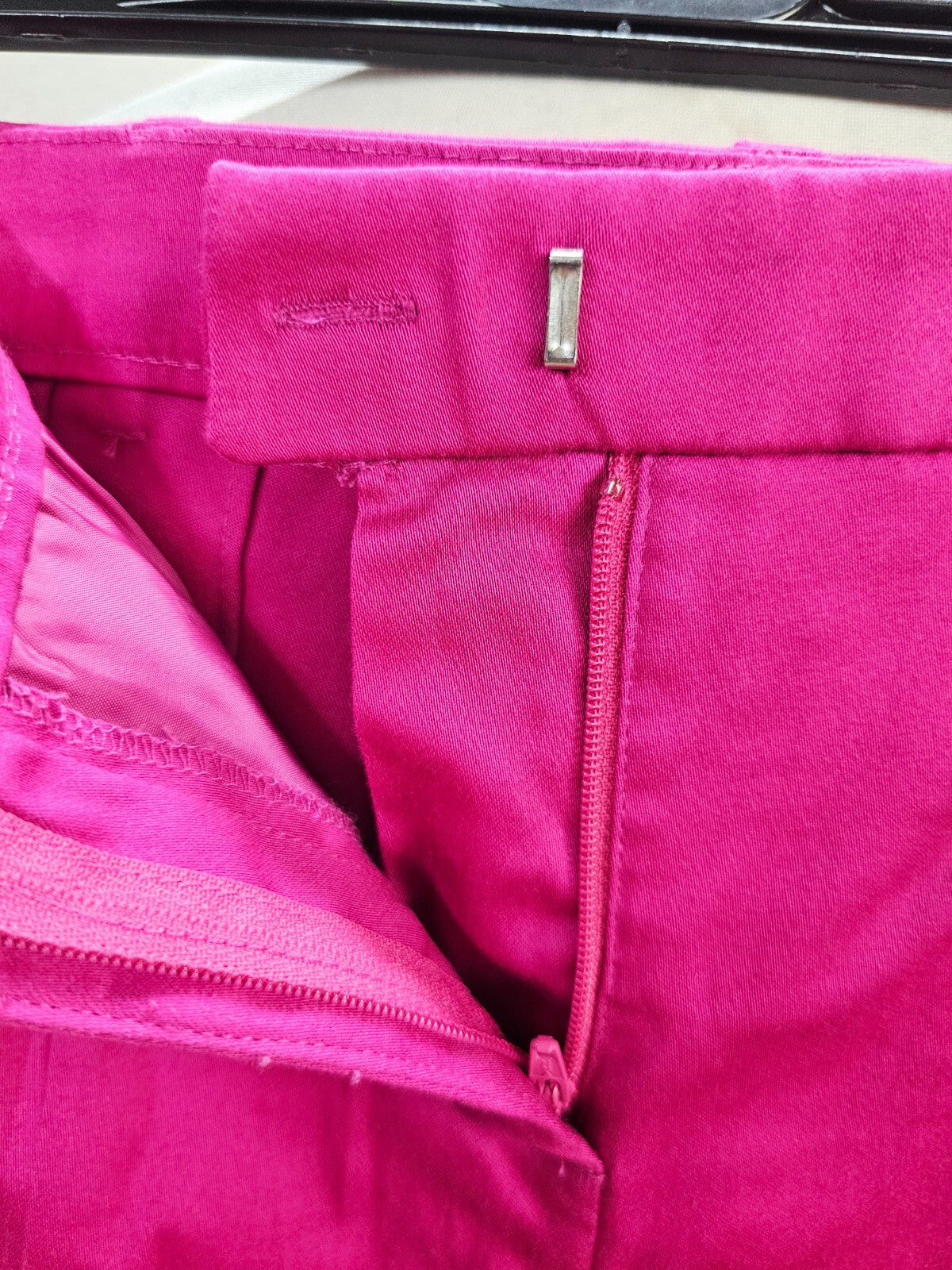 EK5852 Damen Shorts von H&M, magenta, Gr. 345