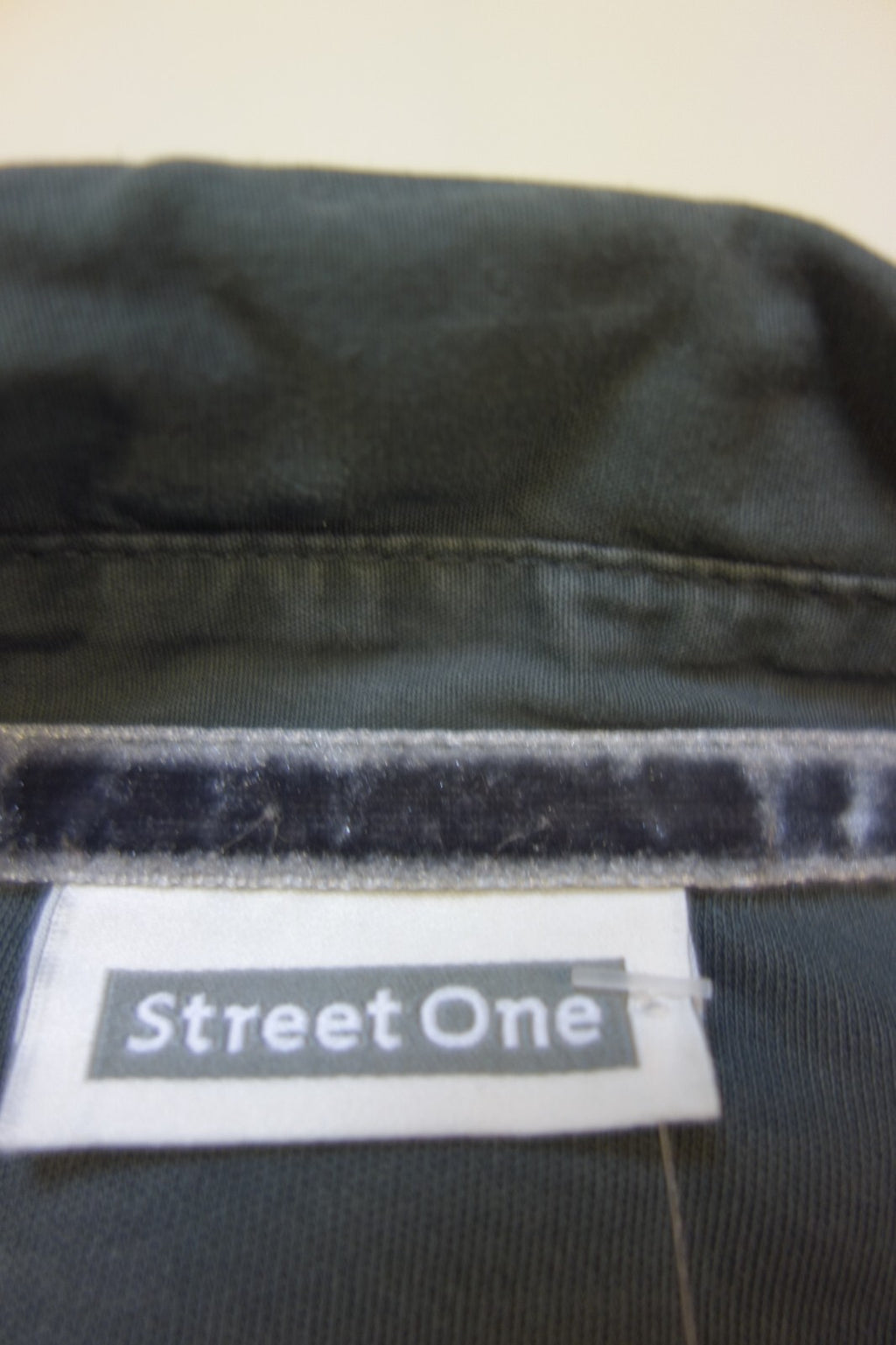 EK3772 Damen Shirt von Street One, grüngrau, Gr. 365
