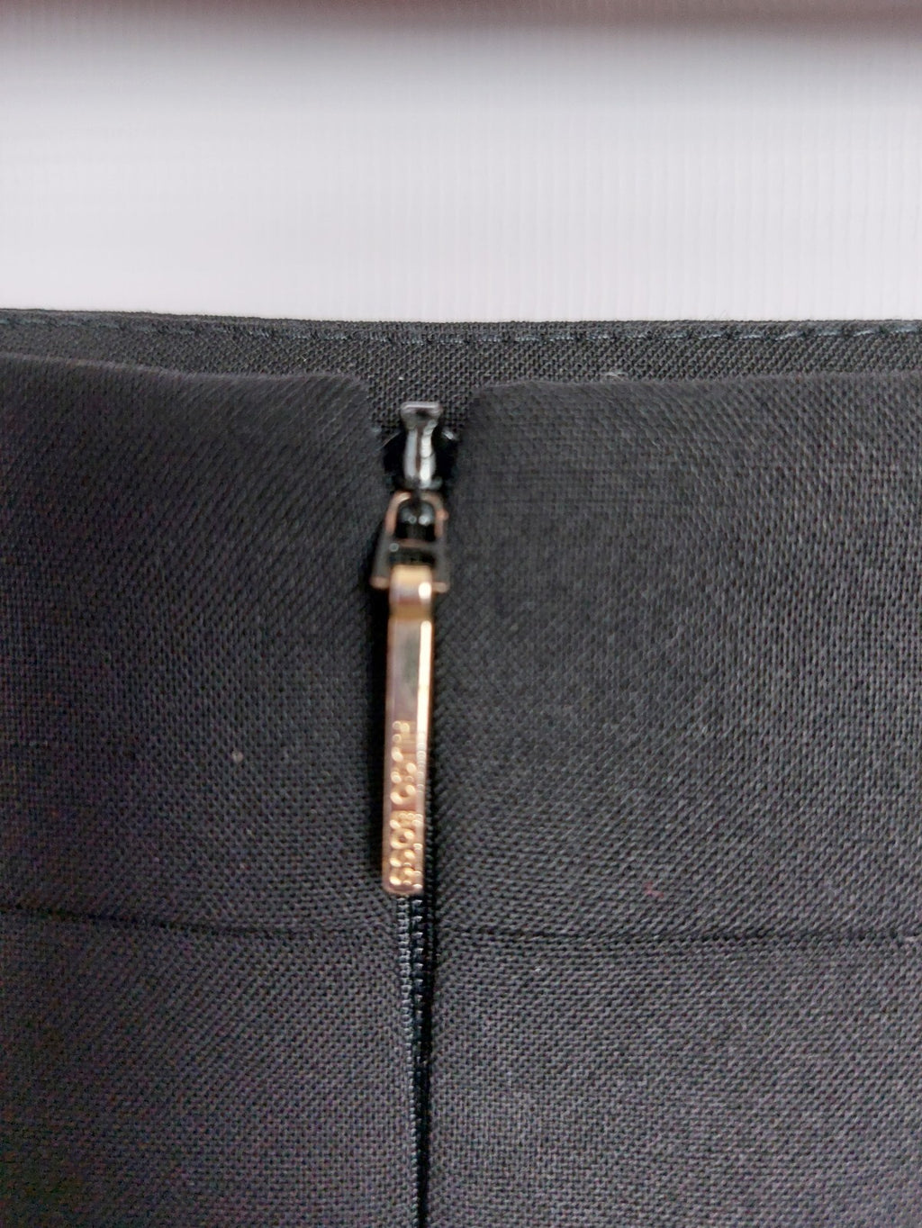 EK3956 Damen Rock von Hugo Boss, schwarz, Gr. 404