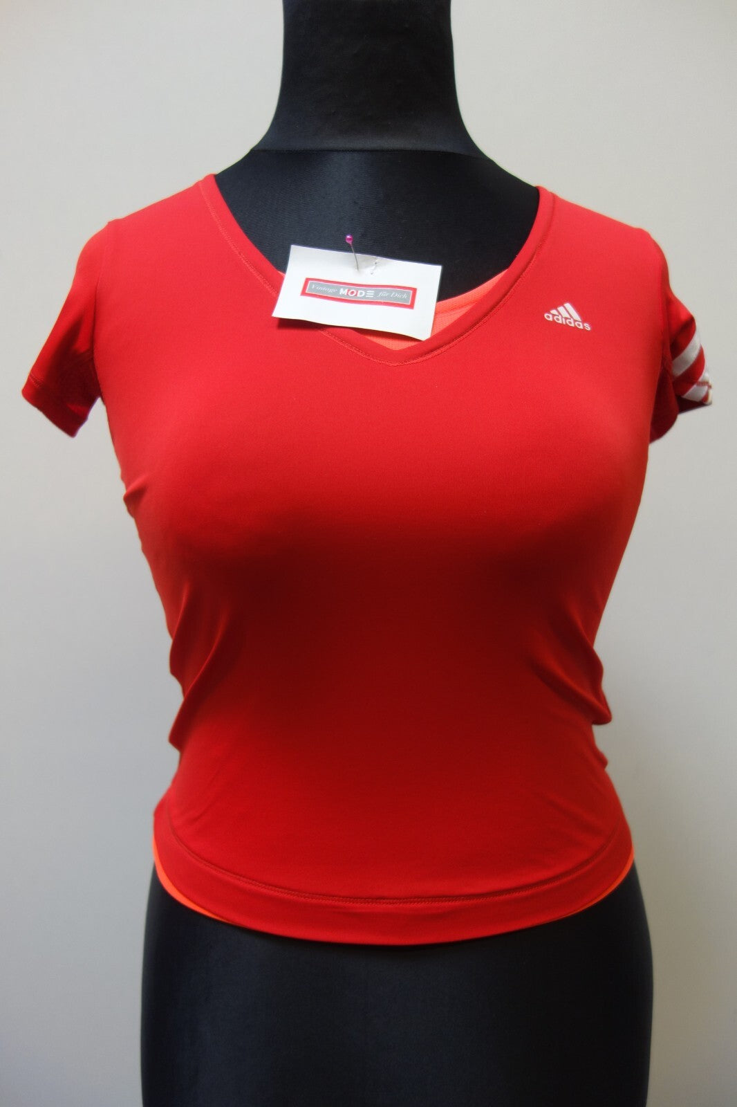 EK2154 Mädchen T-Shirt von adidas, rot, Gr. 1640
