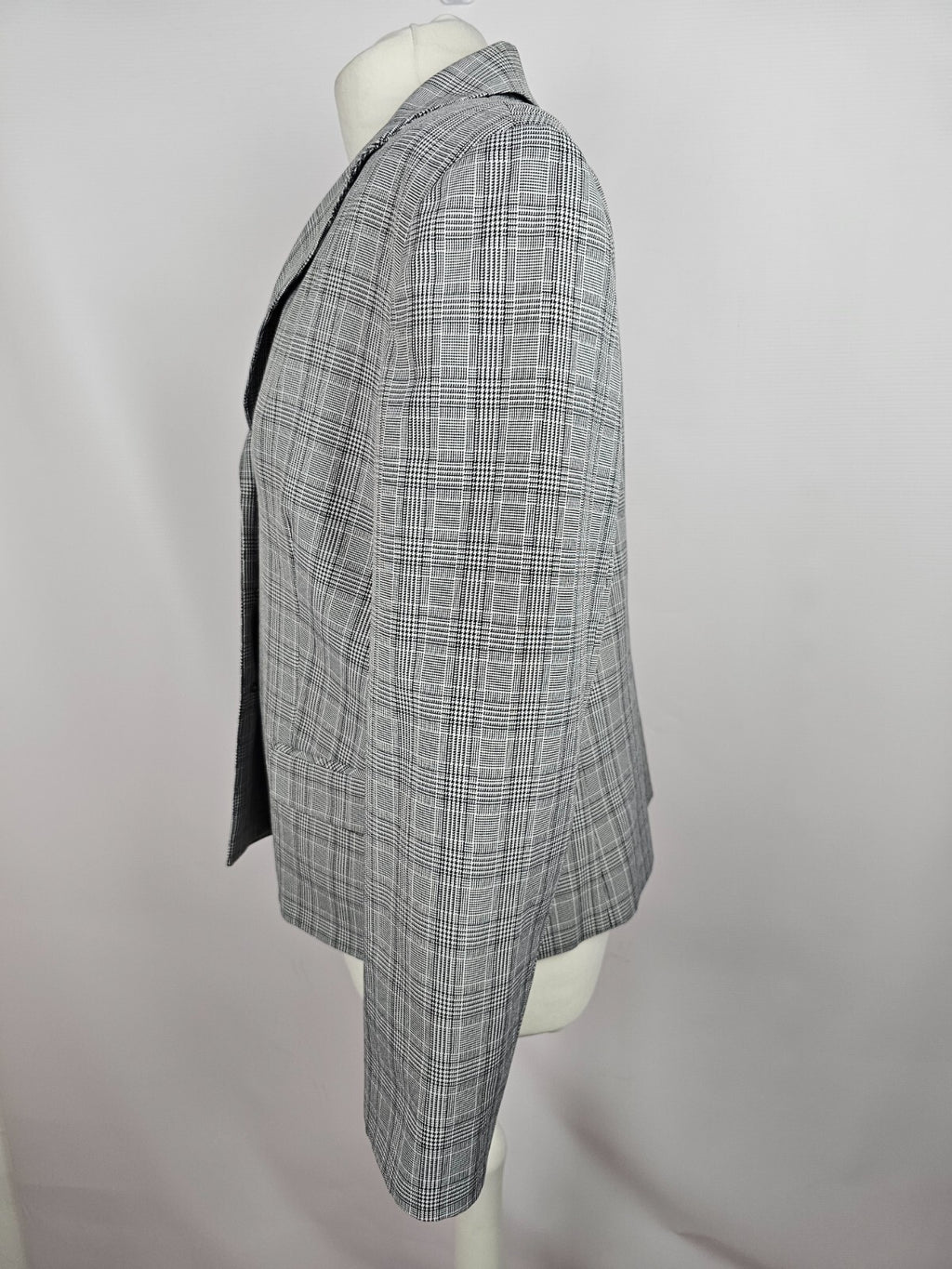 EK1384 Damen Blazer, schwarz/weiß, Gr. 403