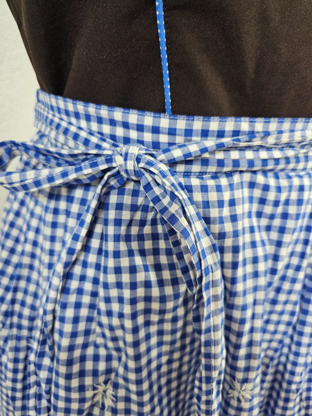 EK5674 Damen Dirndl von NKD, braun/blau/weiß, Gr. 443