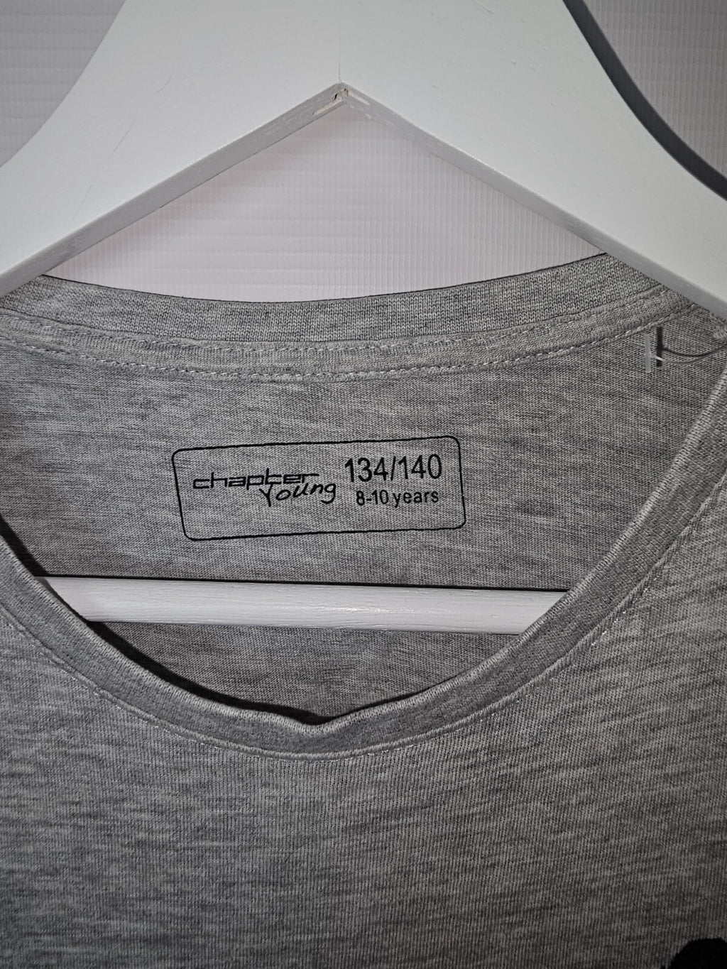 EK0764 Jungen/mädchen Tshirt von Chapter Young, Grau, Gr.134/1401