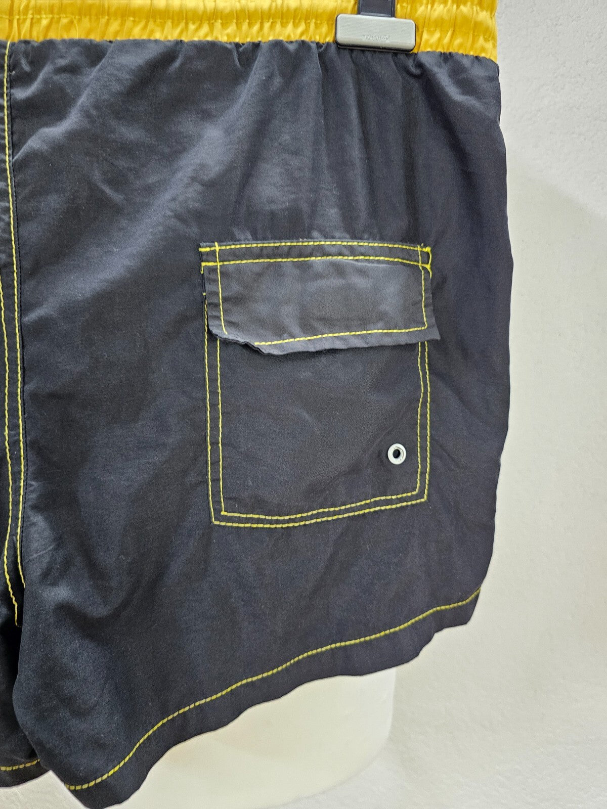 EK6155 Herren Badehose, schwarz/gelb, Gr. M6
