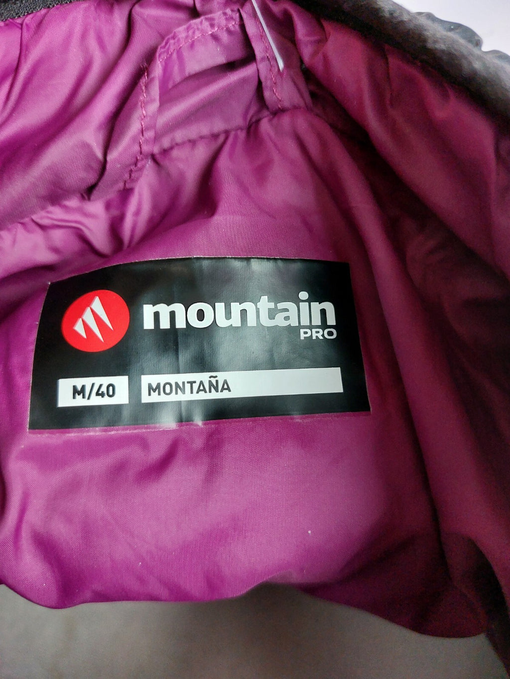 EK3562 Damen Jacke von Mountain, schwarz, Gr. M/408
