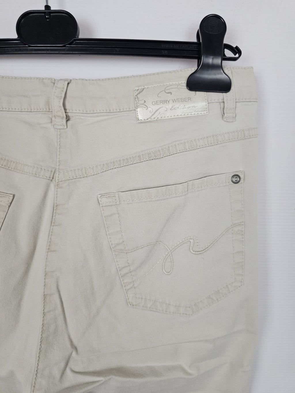 EK9087 Damen Hose von Gerry Weber, Beige, Gr. 425