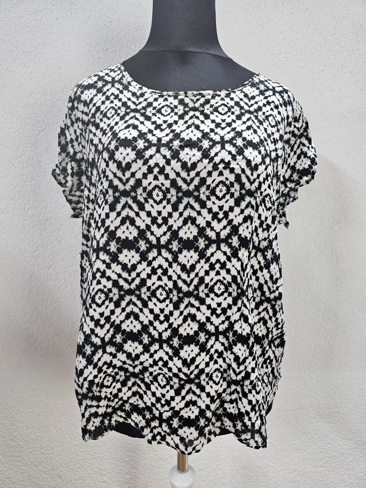 EK0223 Damen Bluse von Up Fashion, schwarz/weiß, Gr. L0