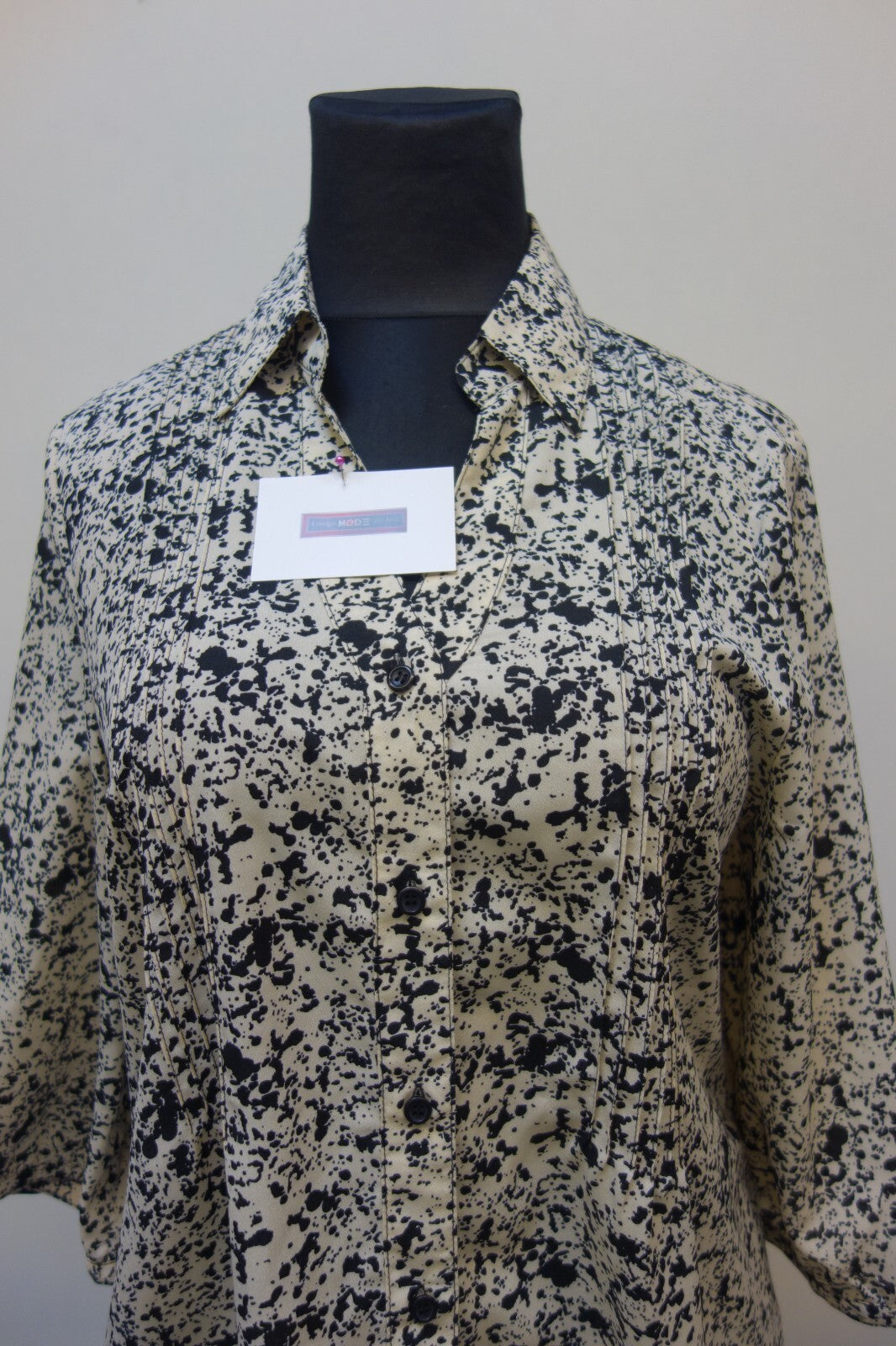 EK3481 Damen Bluse von Signora M, Gr. 46 gefleckt1