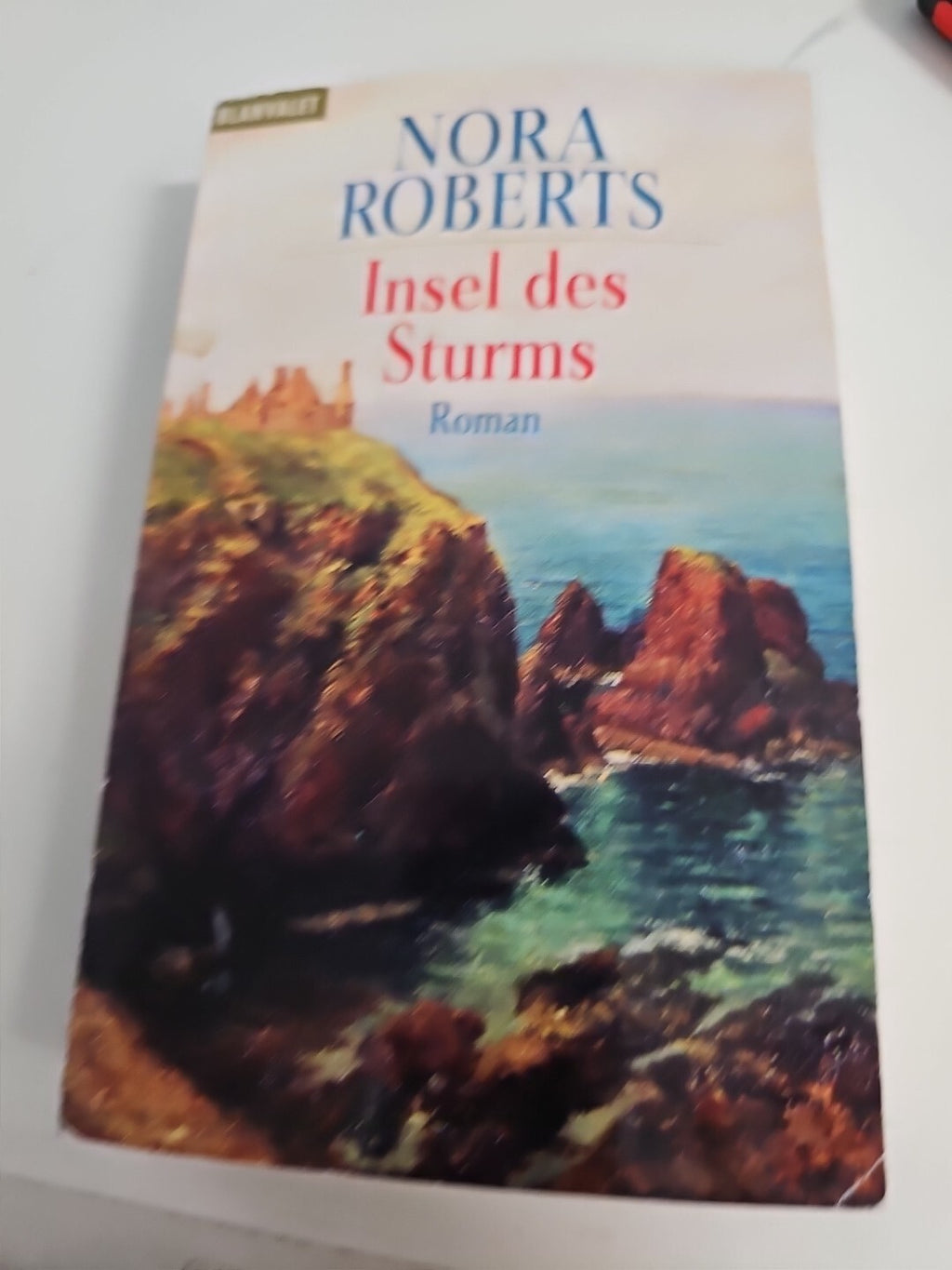 EB 661 Nora Roberts...."Sturmtrilogie"....*Insel des Sturms*0