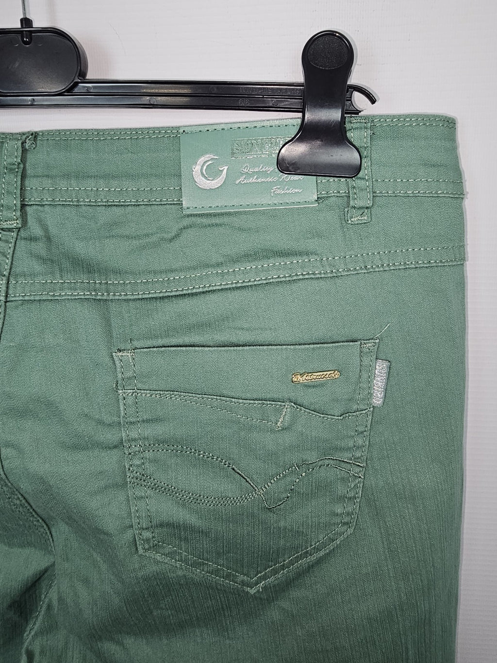 EK8622 Damen Jeans von Sunbird, Grün, Gr. 364