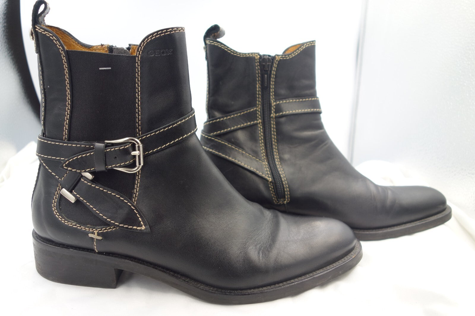 ES0193 Damen Stiefeletten von Geox, schwarz, Gr. 392