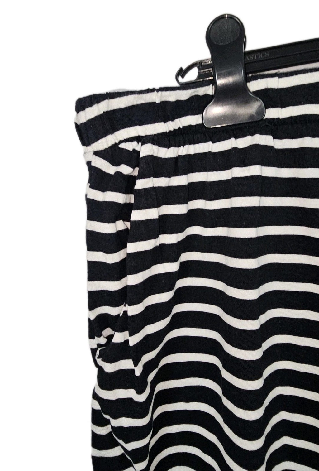 EK10047 Damen Shorts von H&M, schwarz-weiß, Gr.2XL1