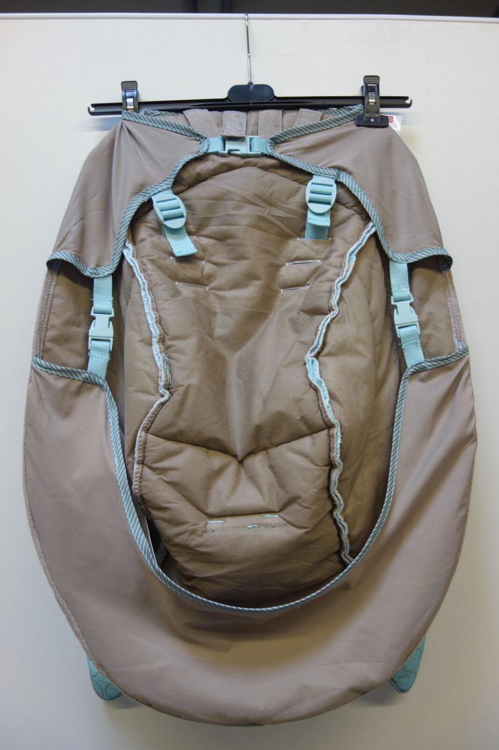 EK1785 Kindersitz- Bezug von Kids II Consumer Services2