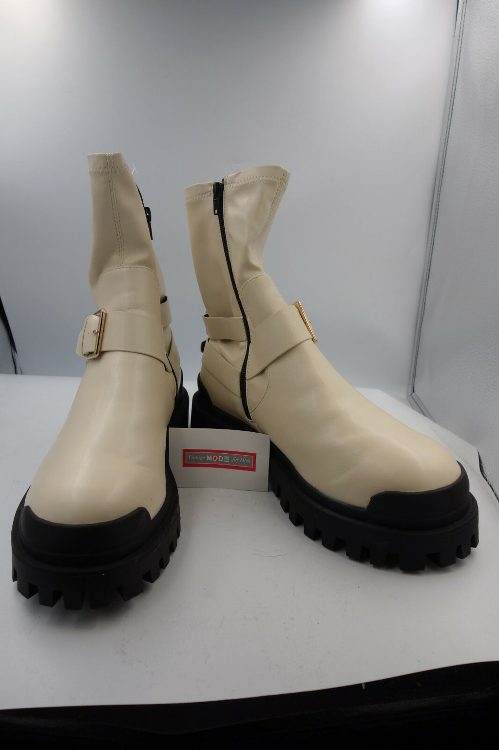 ES0311 Damen Boots von Asos, cremeweiß, Gr. 420