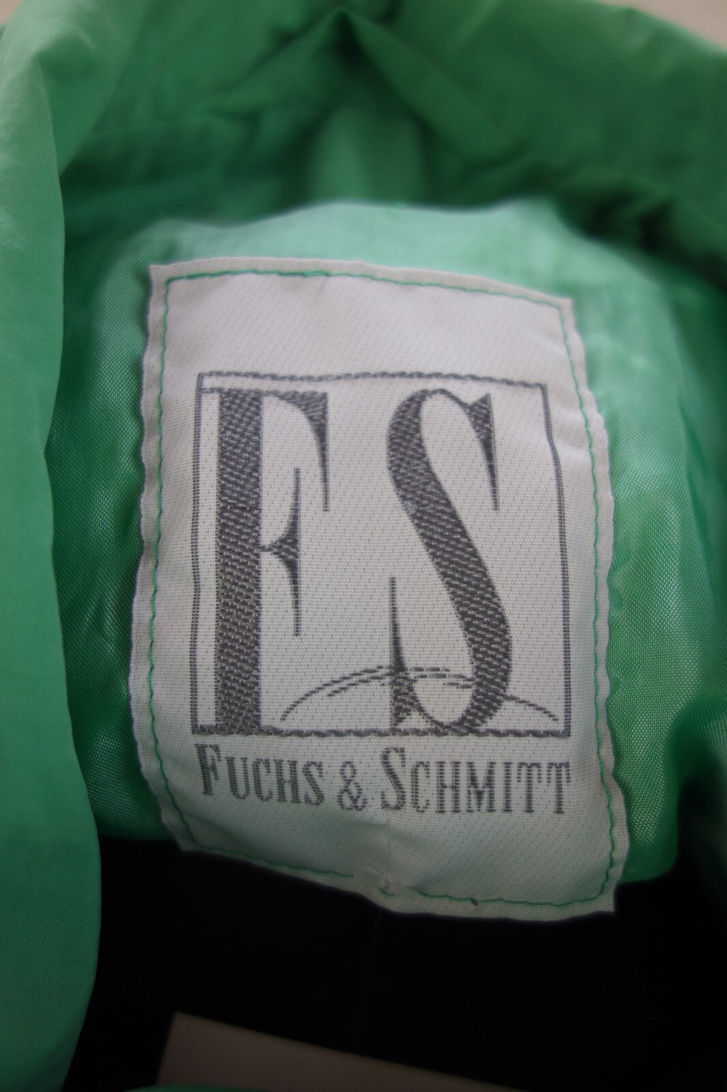 EK2497 Damen Weste von Fuchs & Schmitt, grün, Gr. 404