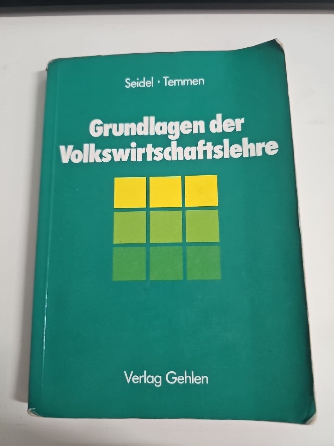 EB1664 Grundlagen der Volkswirtschaftslehre0