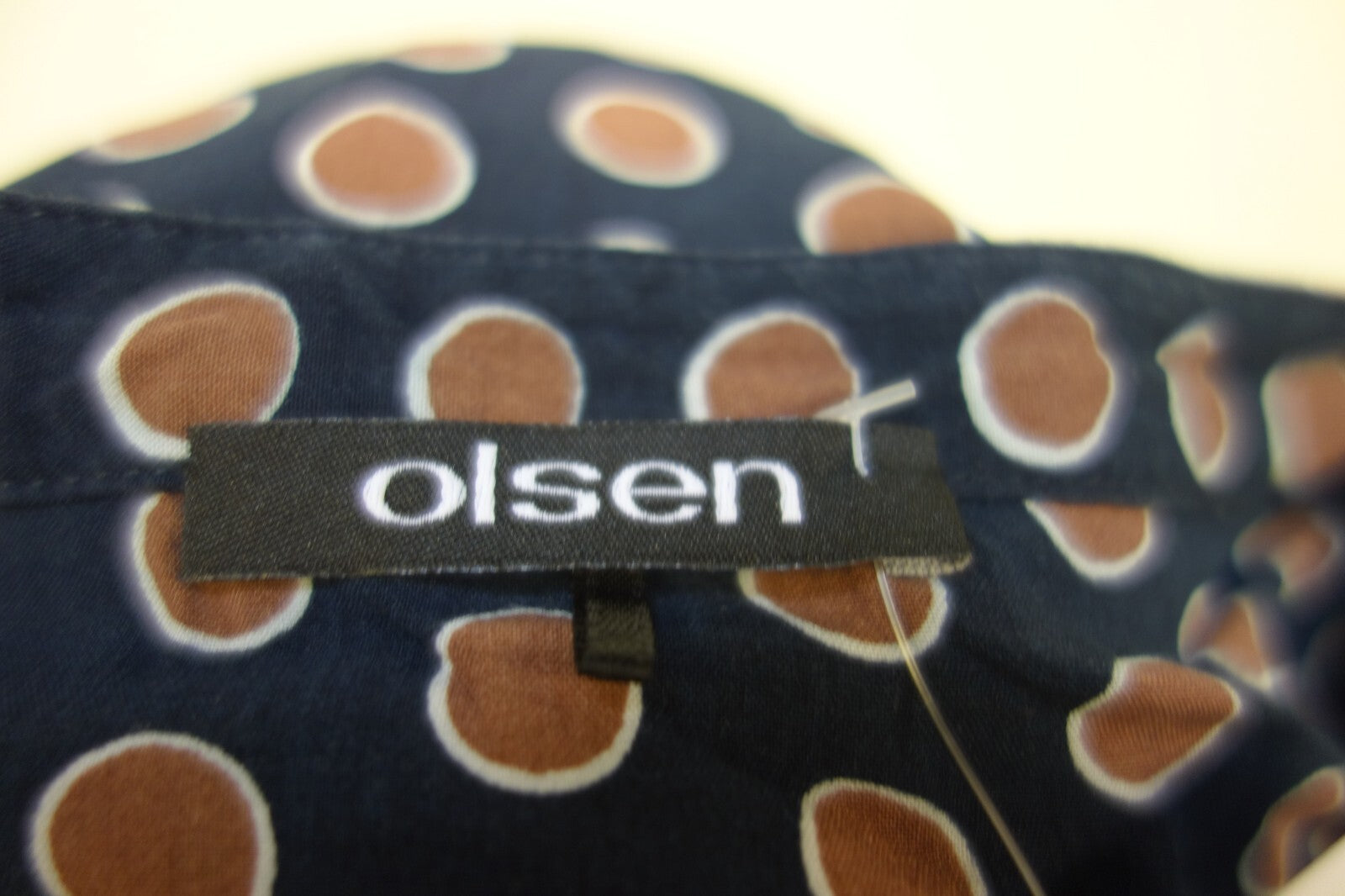 EK2705 Damen Bluse von Olsen, gepunktet, gr. 364