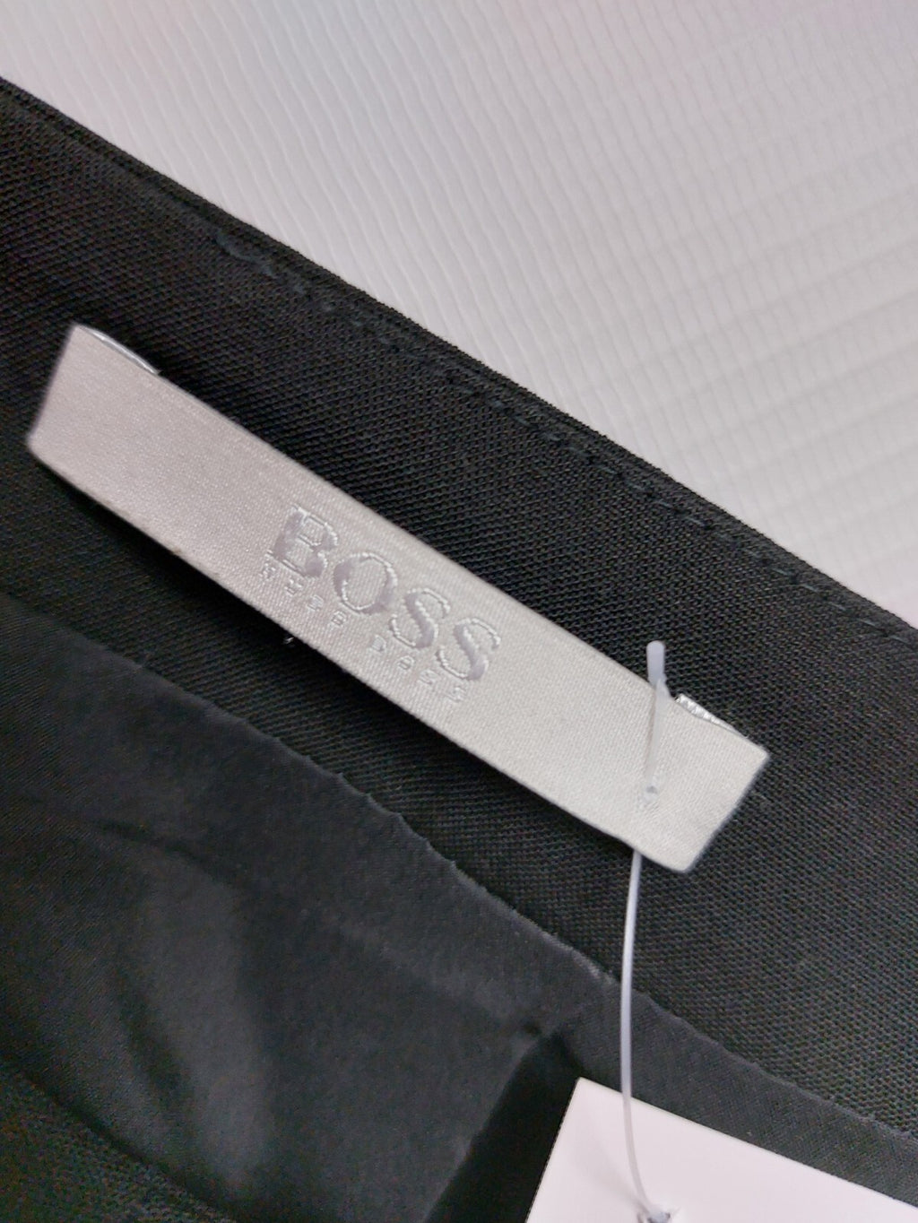 EK3956 Damen Rock von Hugo Boss, schwarz, Gr. 407