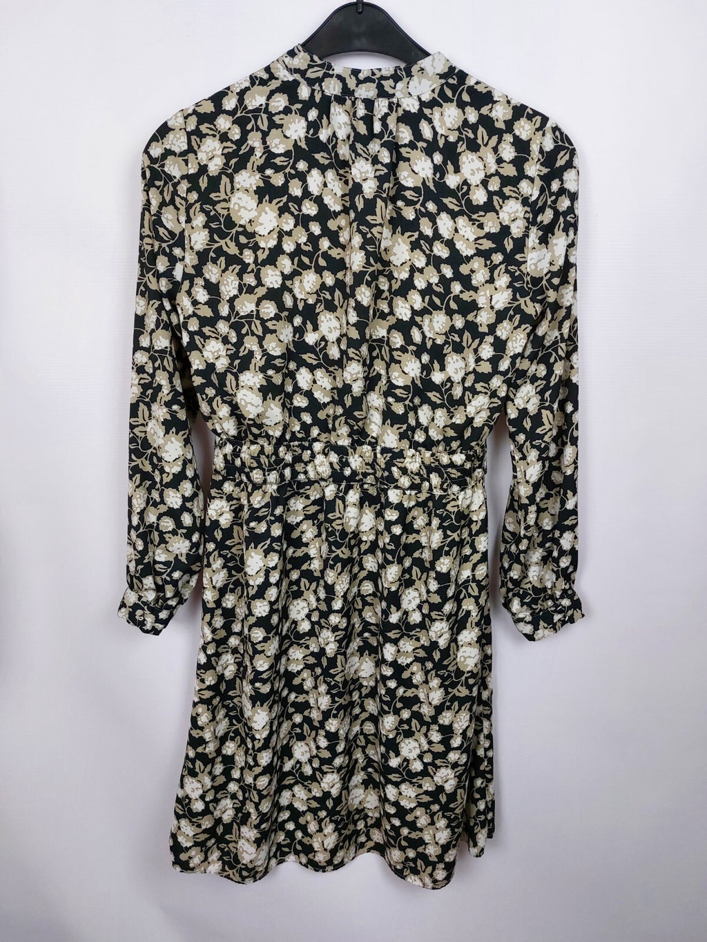EK4918 Damen Kleid von H&M, schwarz/beige, Gr. 385