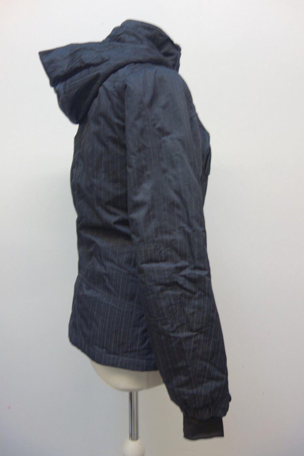 EK0129 Damen Jacke von The North Face, schwarz, Gr. XS3