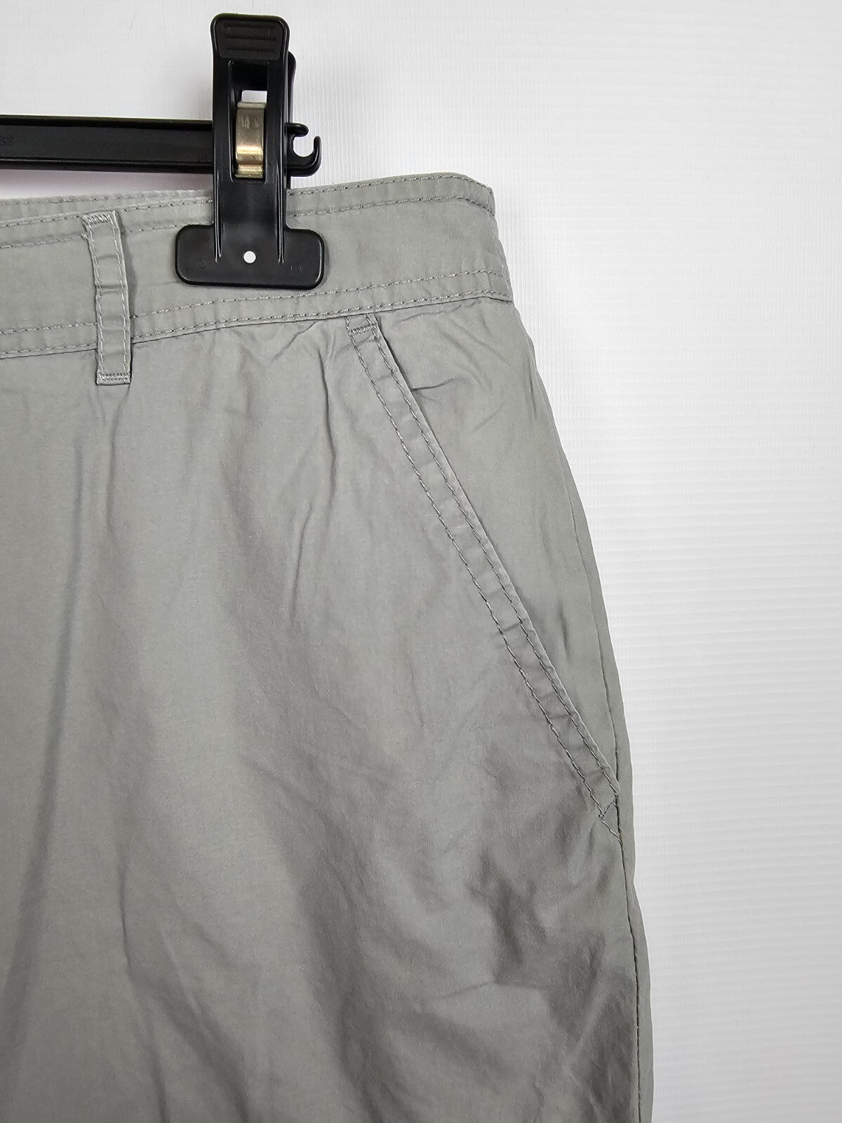 EK5551 Damen Shorts von bpc, grau, Gr. 461