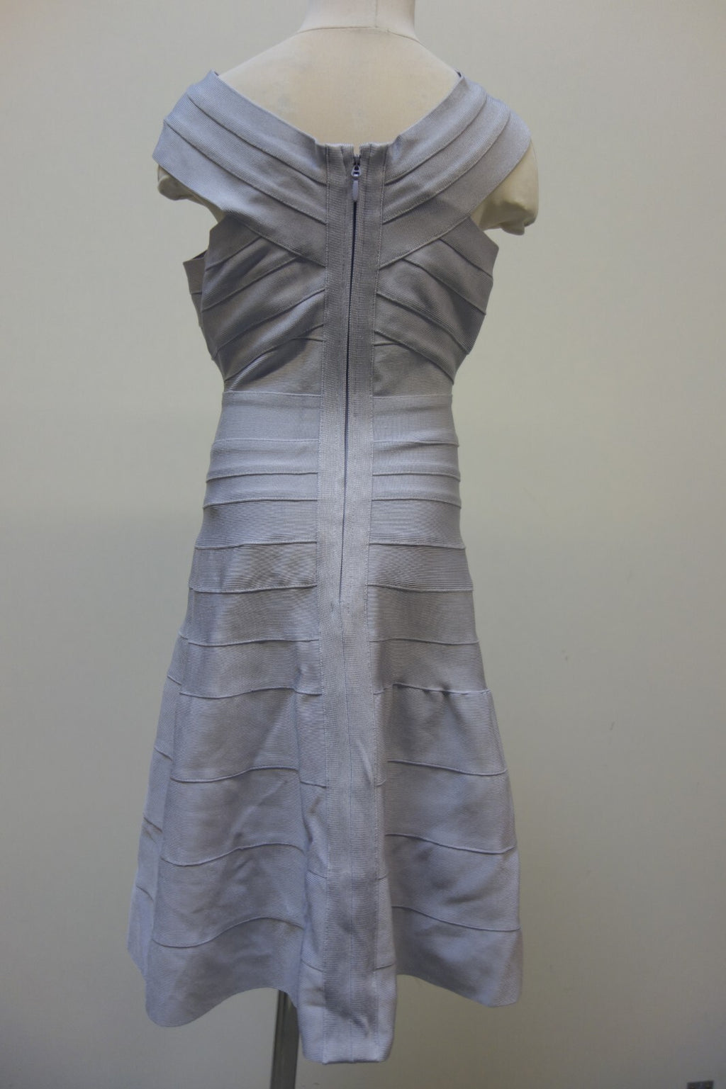 EK2473 Damen Kleid von Asos, Flieder, Gr. XS3