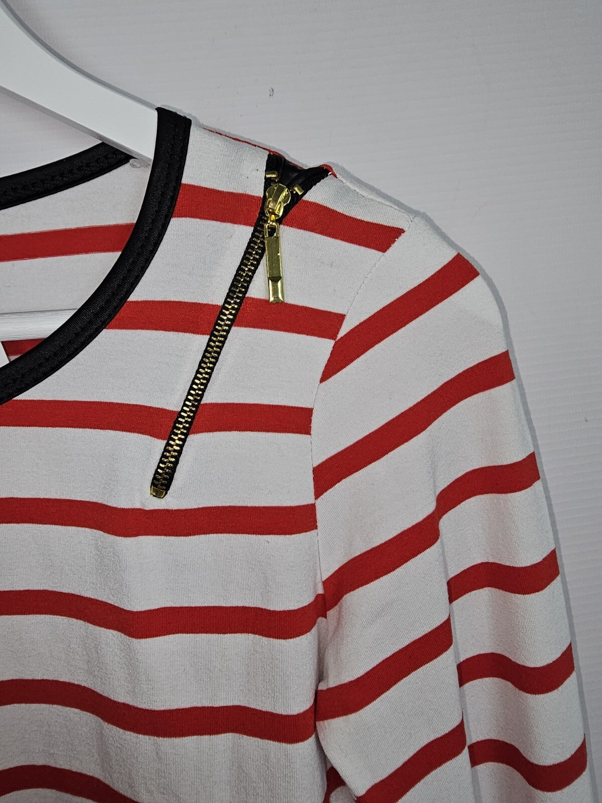 EK4464 Damen Sweatshirt von Madonna, Rot, Gr.M1