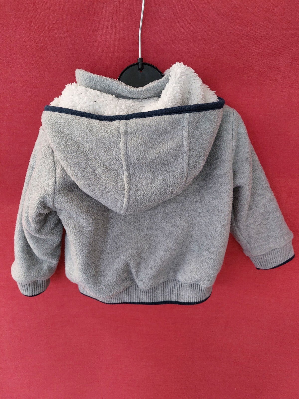 EK1526 Baby Kuscheljacke von C&A, grau, Gr. 685