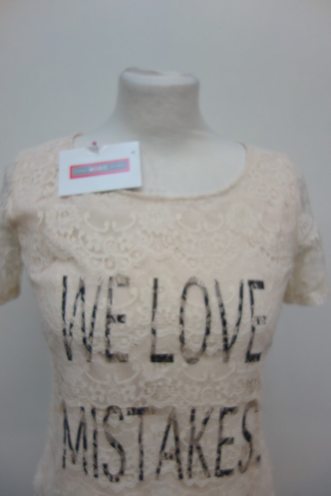 EK3327 Damen T-Shirt von Guess, beige, Gr. 361