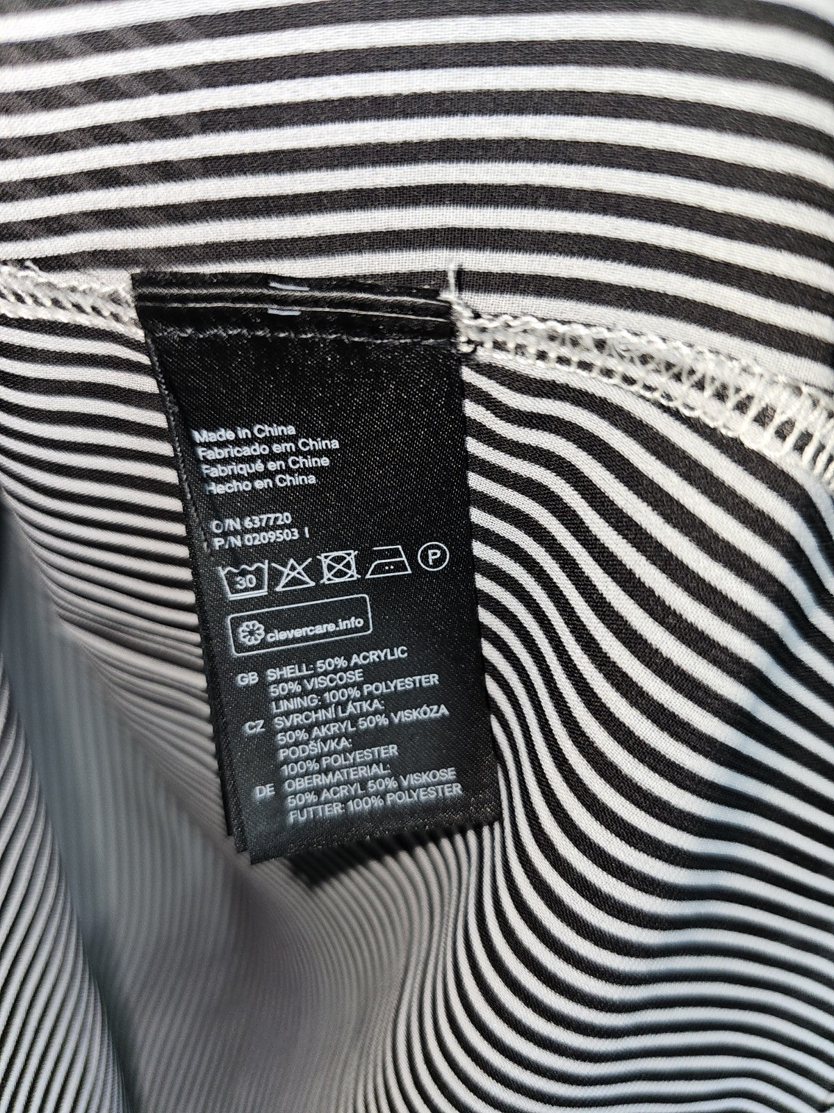 EK7785 Damen Pullover von H&M, schwarz, Gr.XS2