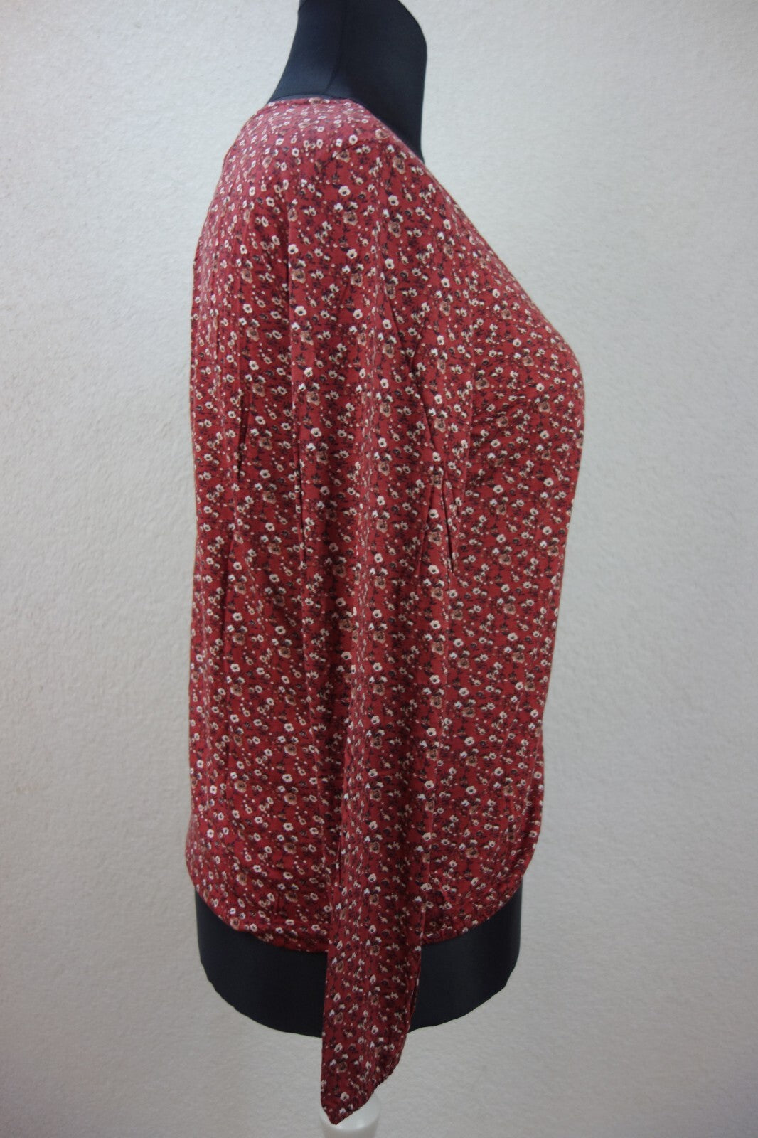 EK3567 Damen Shirt von Esprit, rot geblümt, Gr. S3