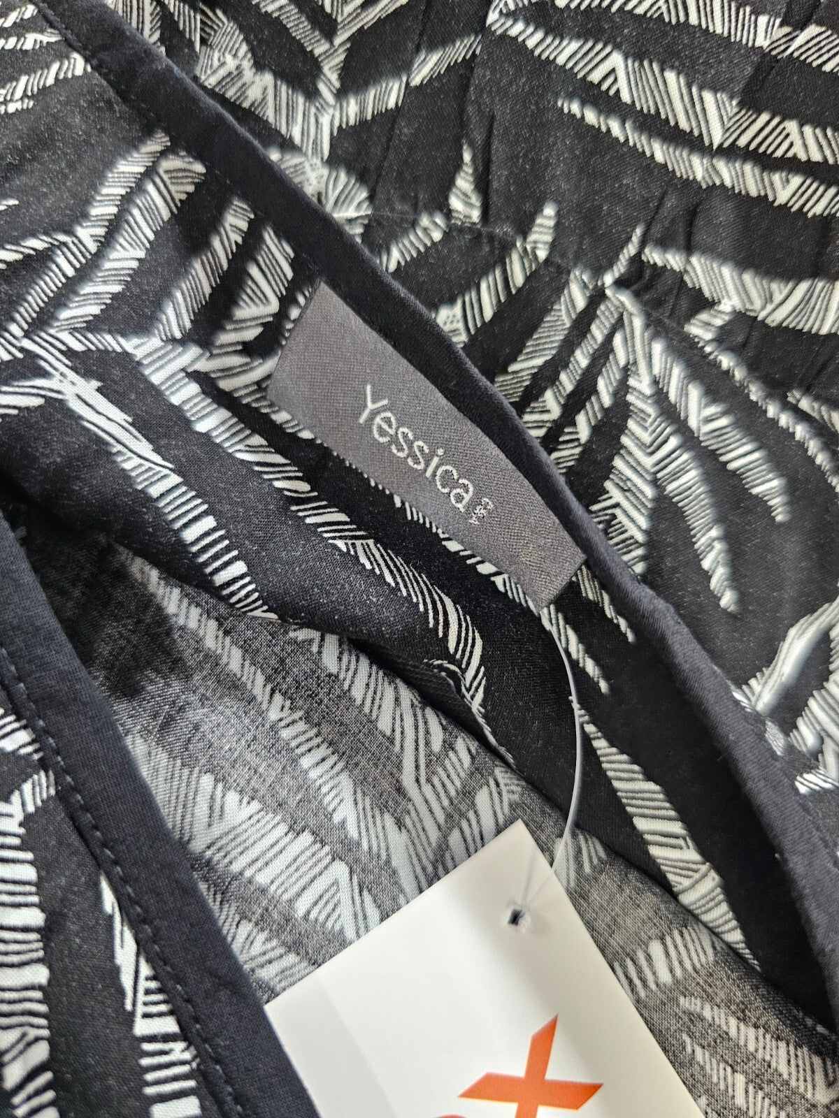 EK5989 Damen Bluse von Yessica, schwarz/weiß, Gr. 465