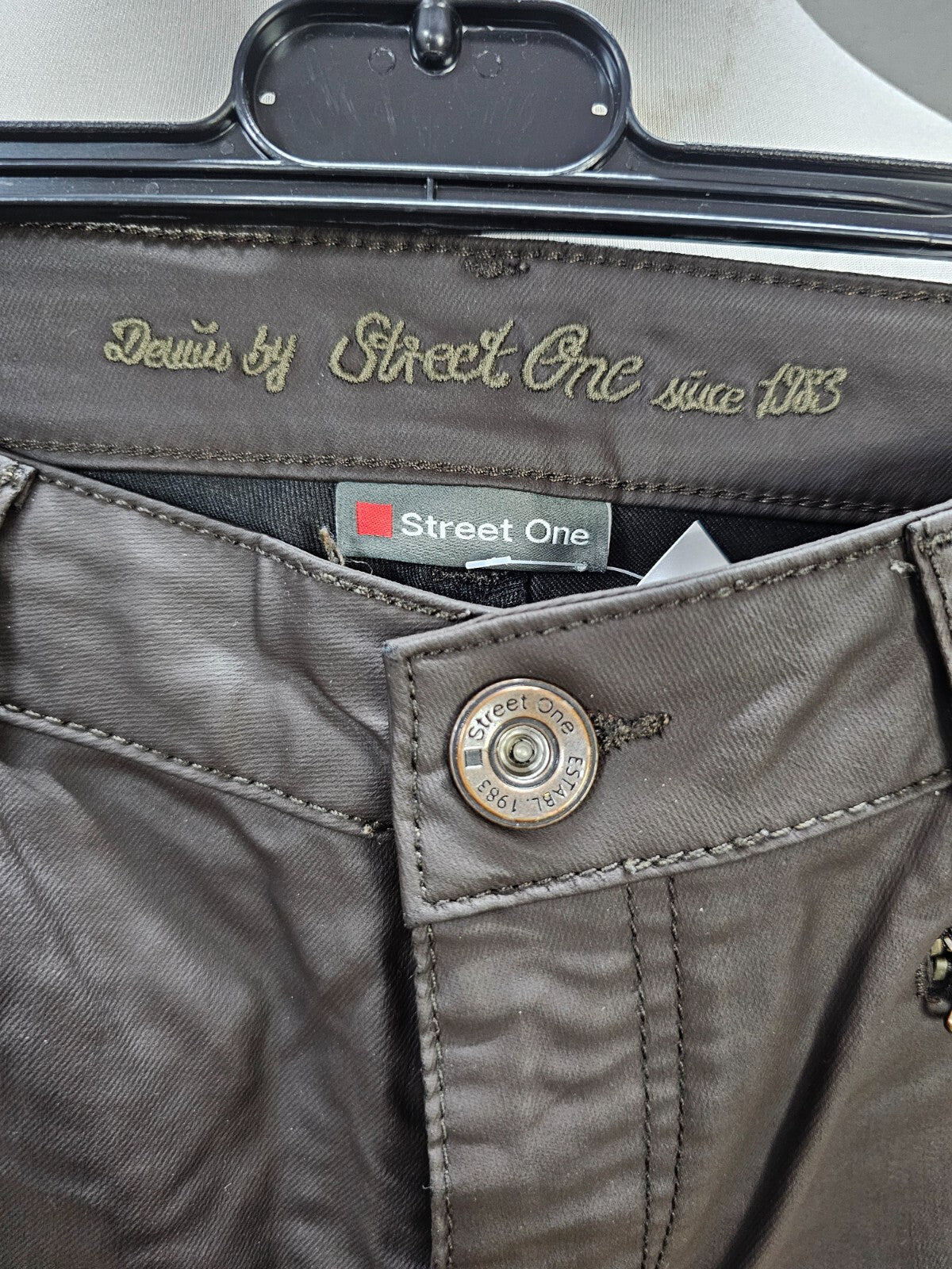 EK6163 Damen Kunstlederhose von Street One, braun, Gr. W324