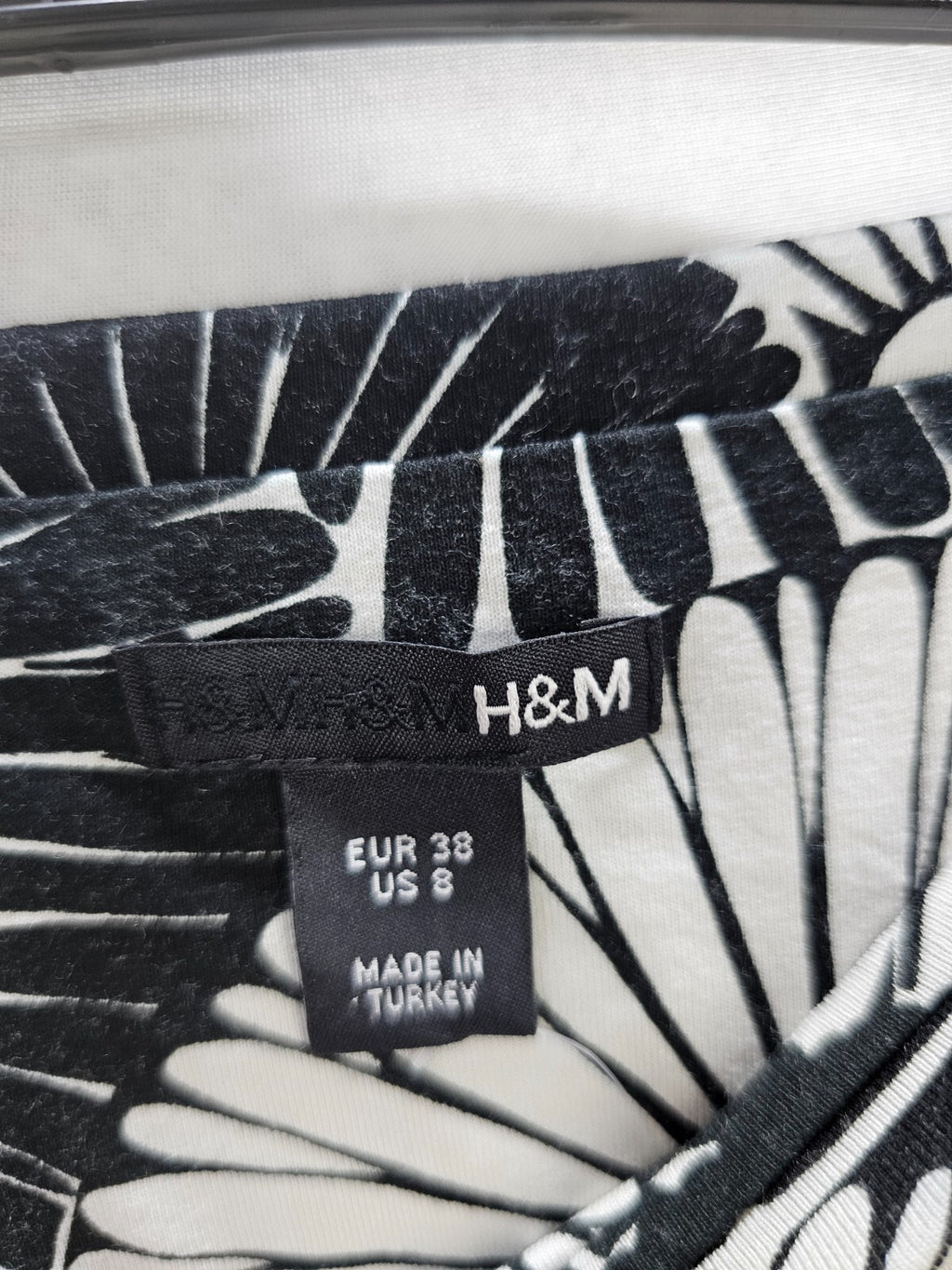 EK4132 Damen Rock von H&M, schwarz/weiß, Gr. 382