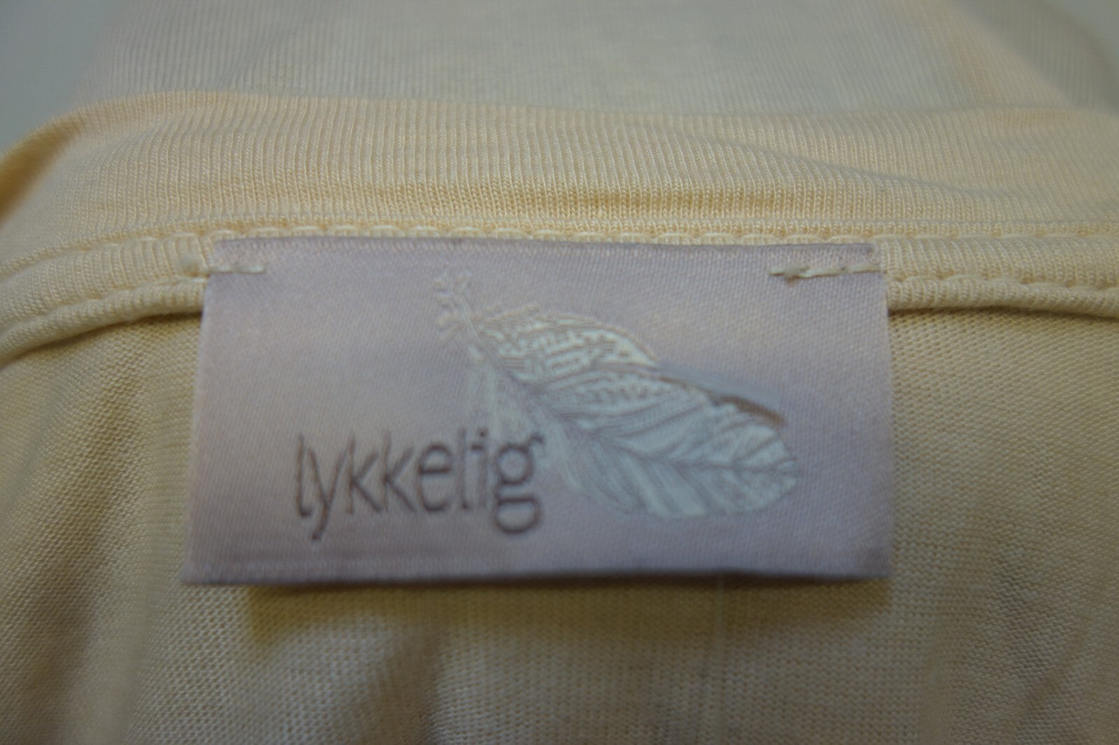EK3212 Damen Shirt von Lykkelig, Gr.M4