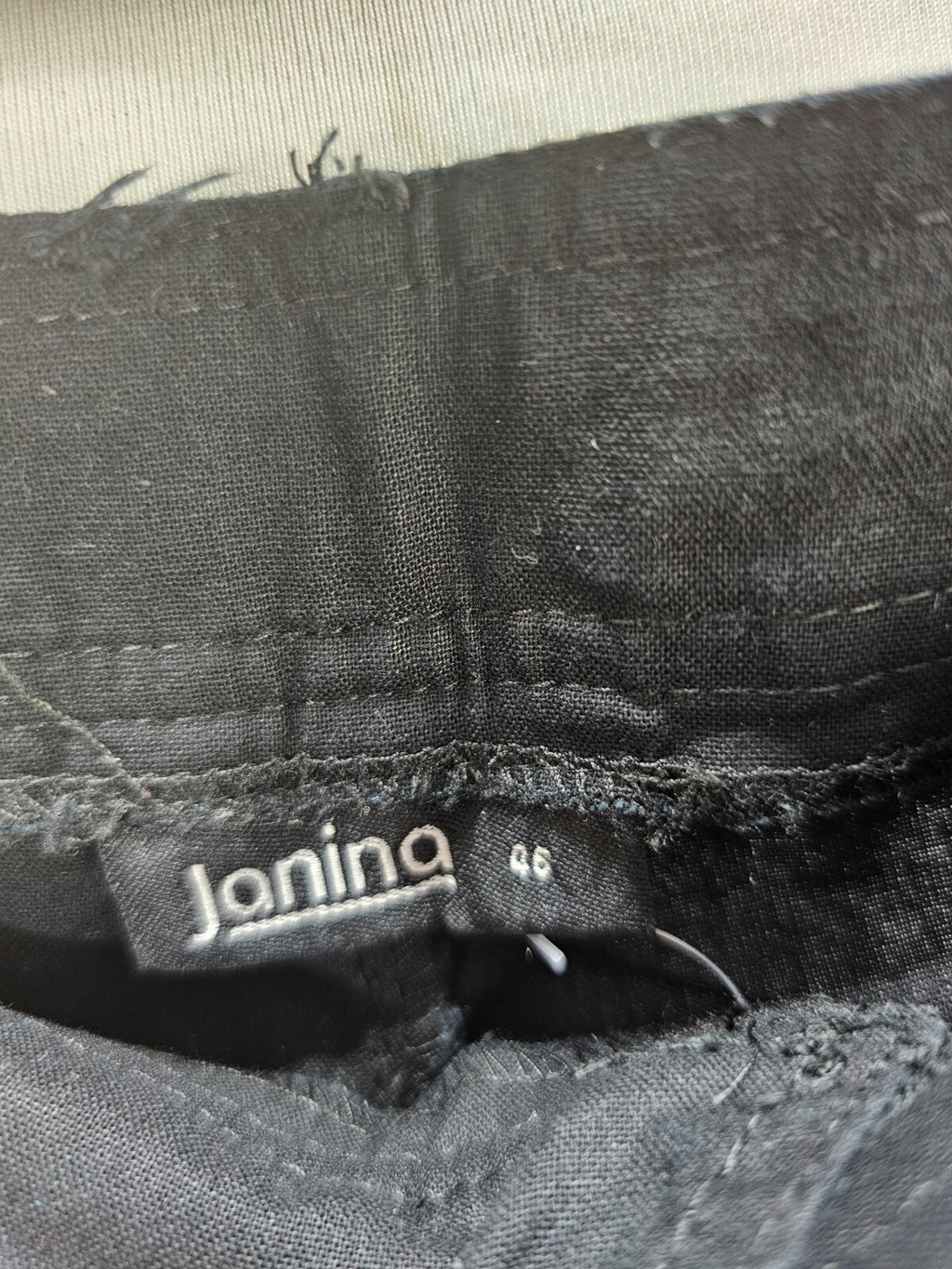 EK0585 Damen Kniehose von Janina, schwarz, Gr. 464