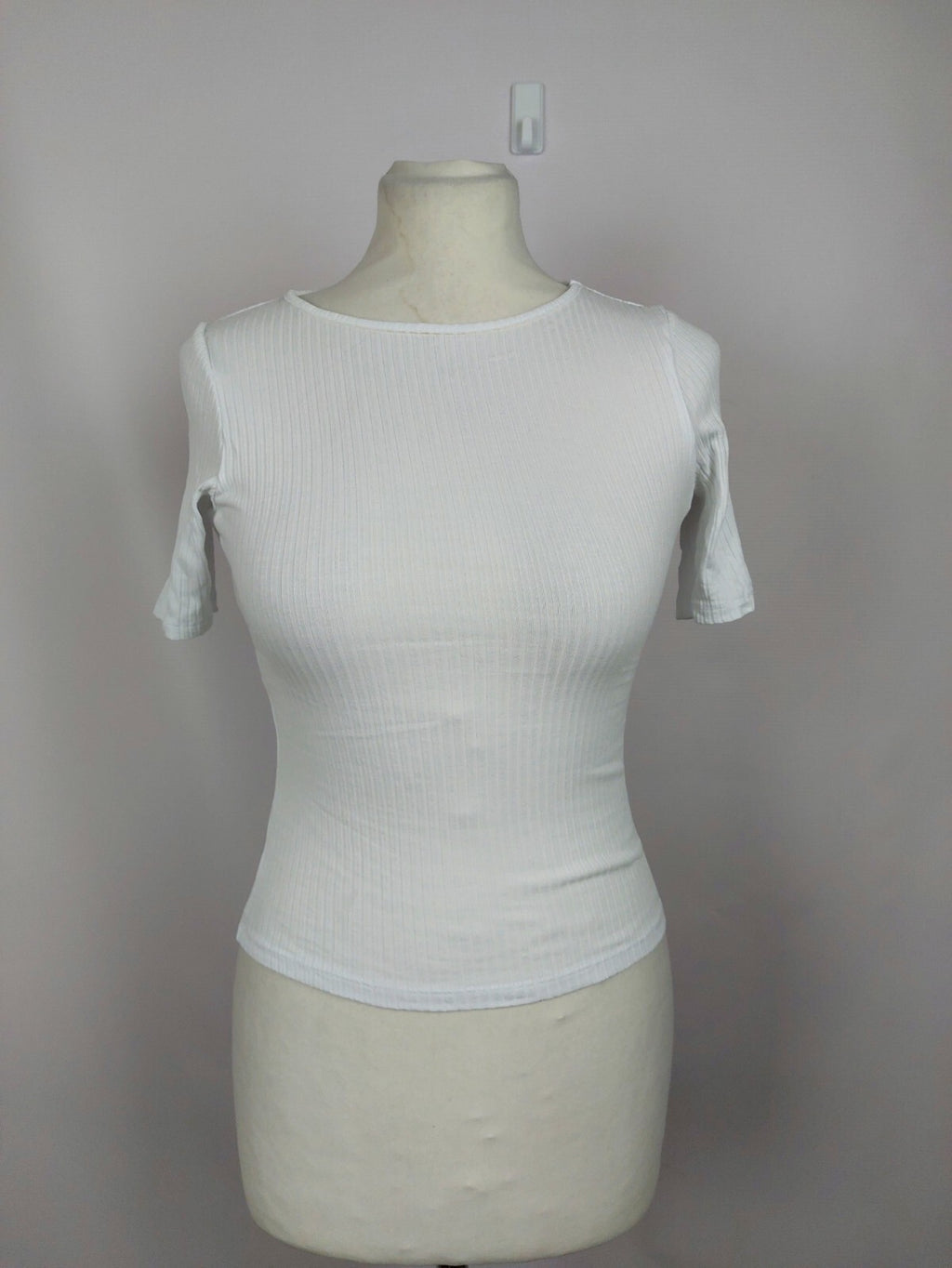 EK5130 Damen T-Shirt von asos, weiß, Gr. 360