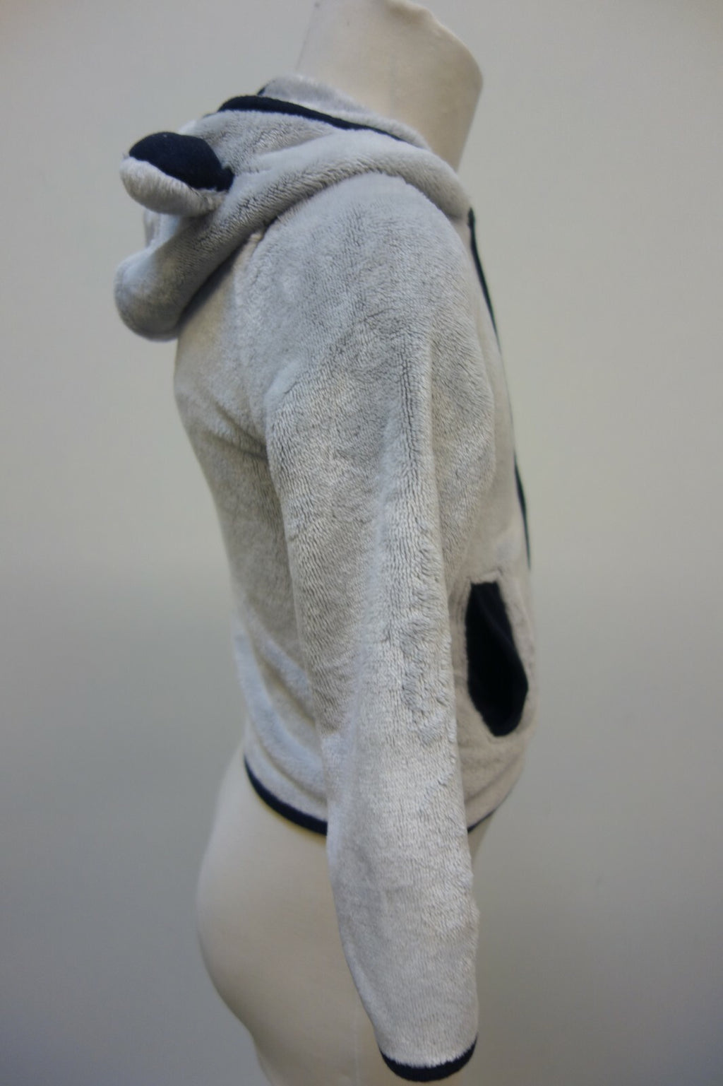 EK1271 Kinder kuschelige Strickjacke von s.Oliver, grau mit Öhrchenkapuze, Gr. 93