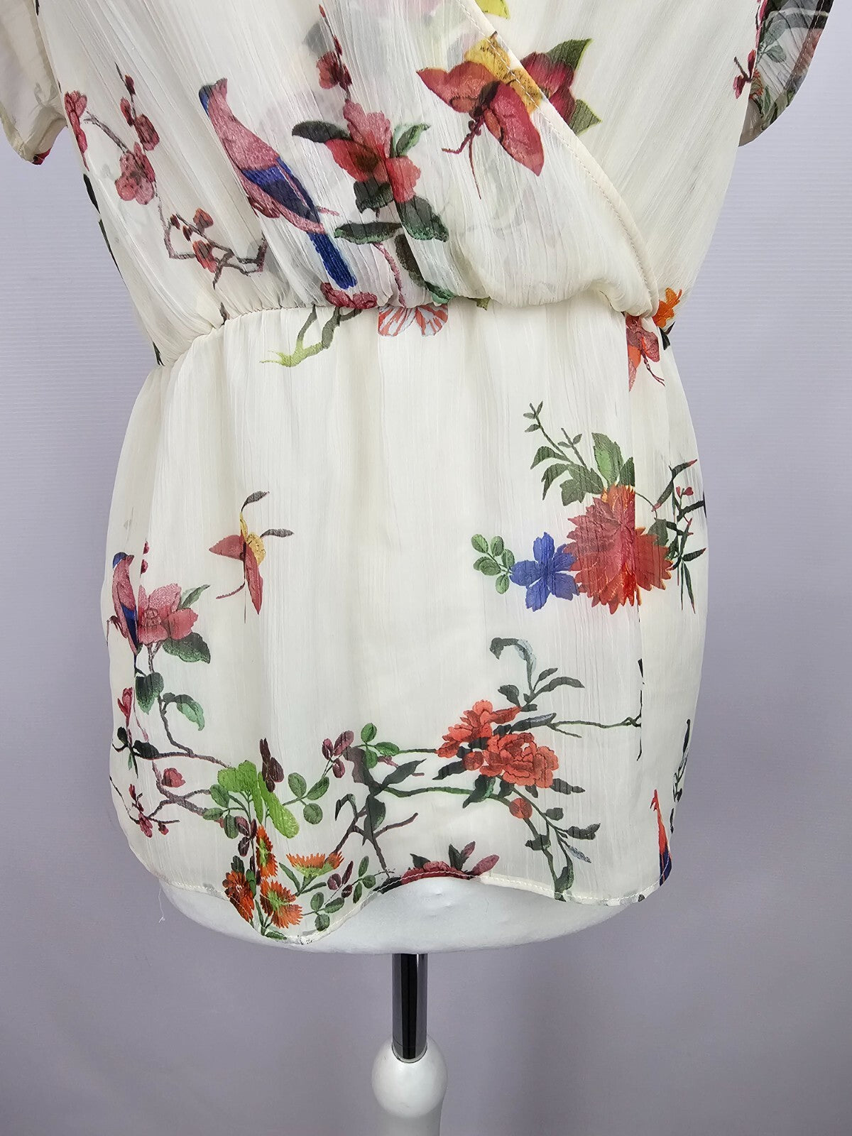 EK5475 Damen Bluse von Zara Trafaluc, beige mit Blumen, Gr. XS2