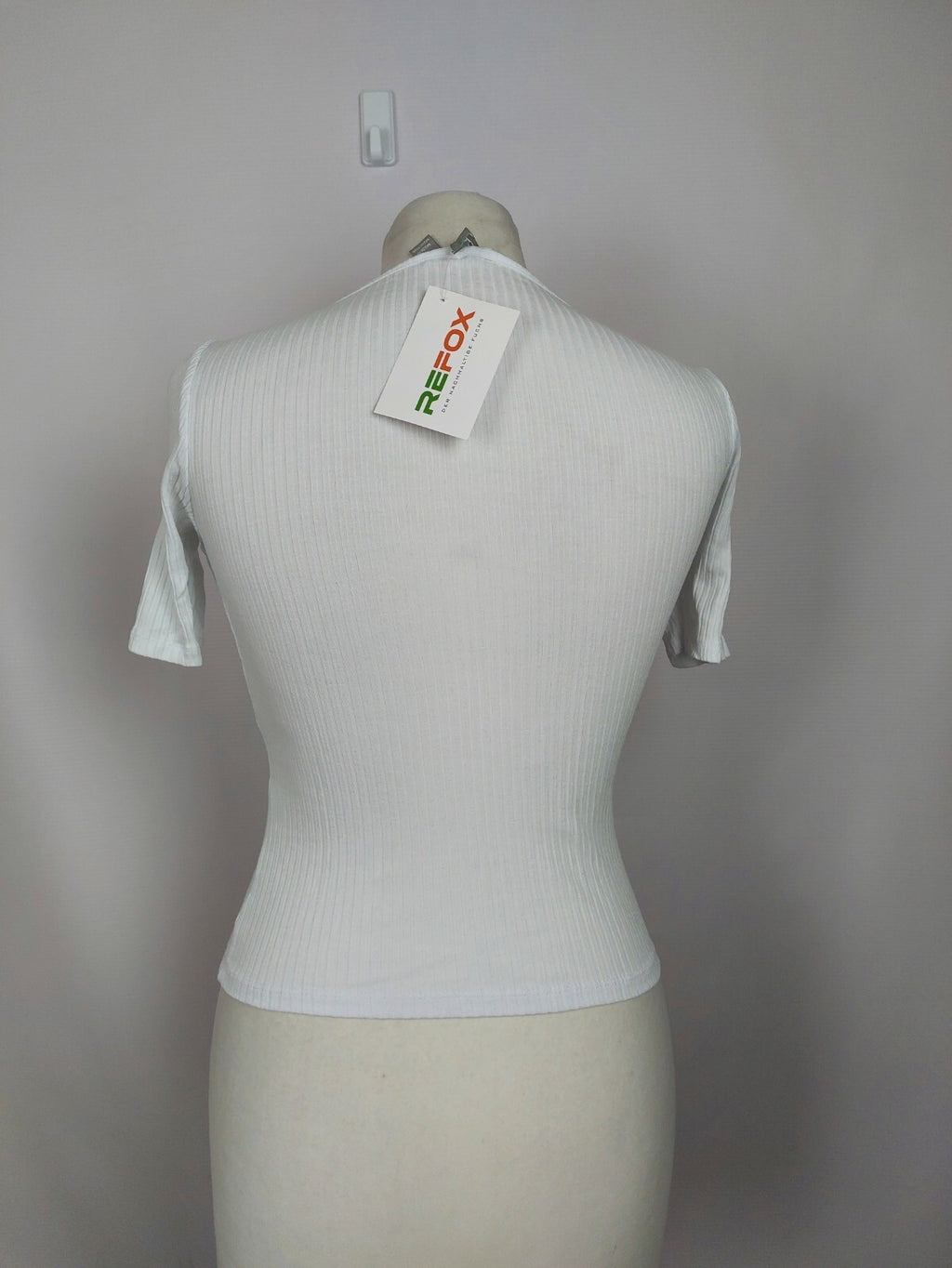 EK5130 Damen T-Shirt von asos, weiß, Gr. 363